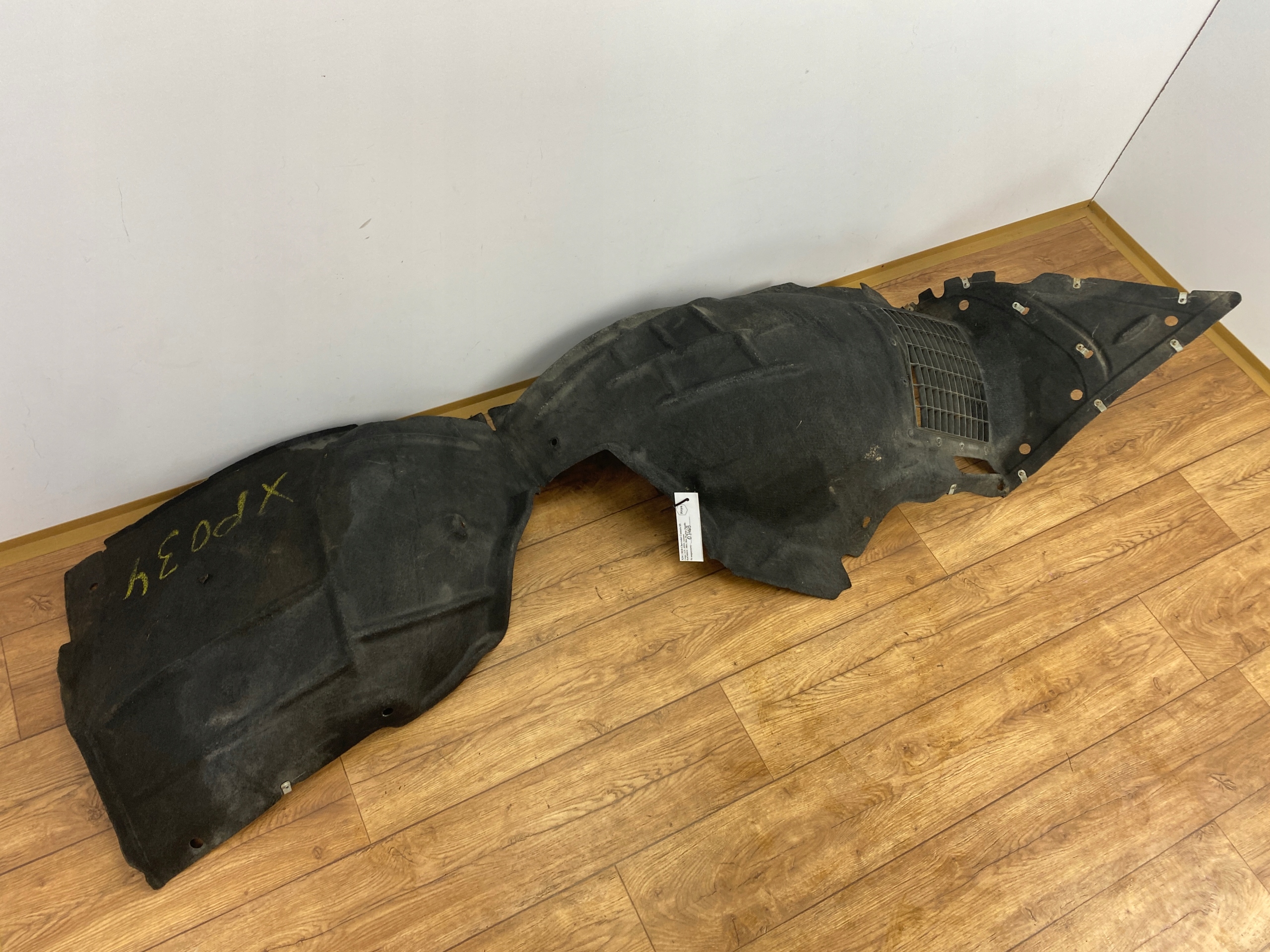 mudguard left front front Chevrolet Camaro 2016+ USA