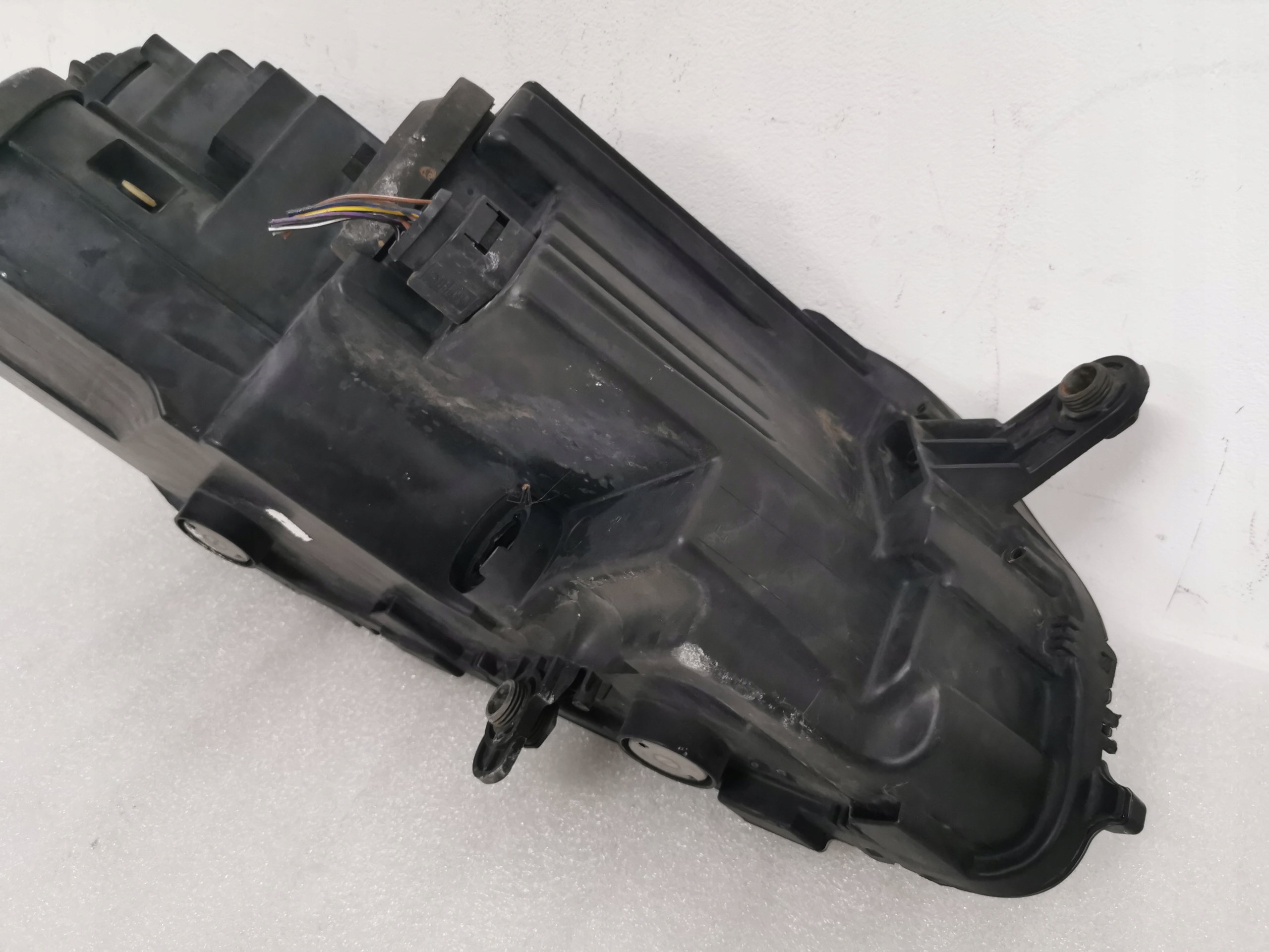 фара правая vw PASSAT B7 3AB941006