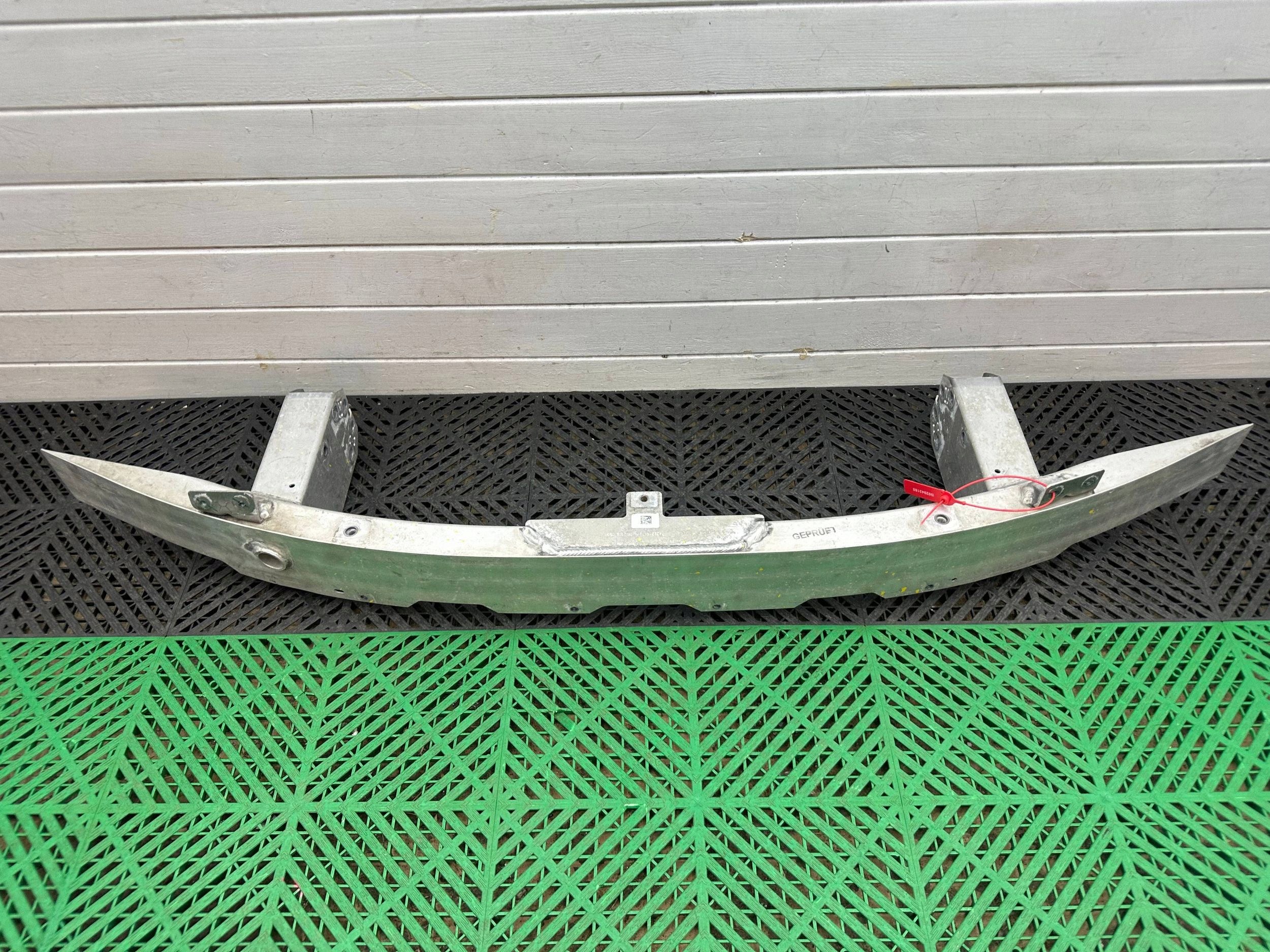 bumper support of the front front BMW 3 G20 G21 7422219