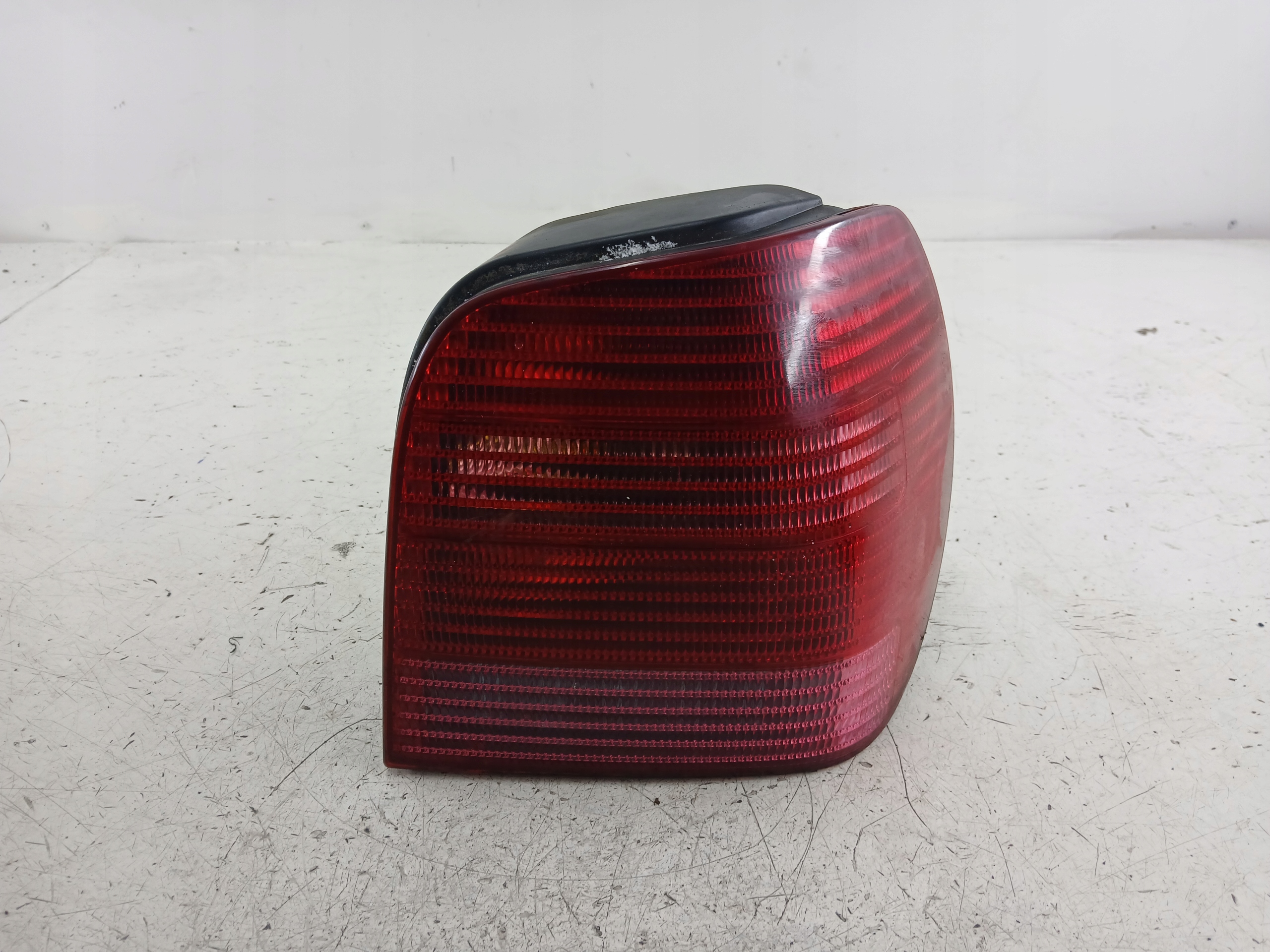 VW POLO 6N2 light right rear part