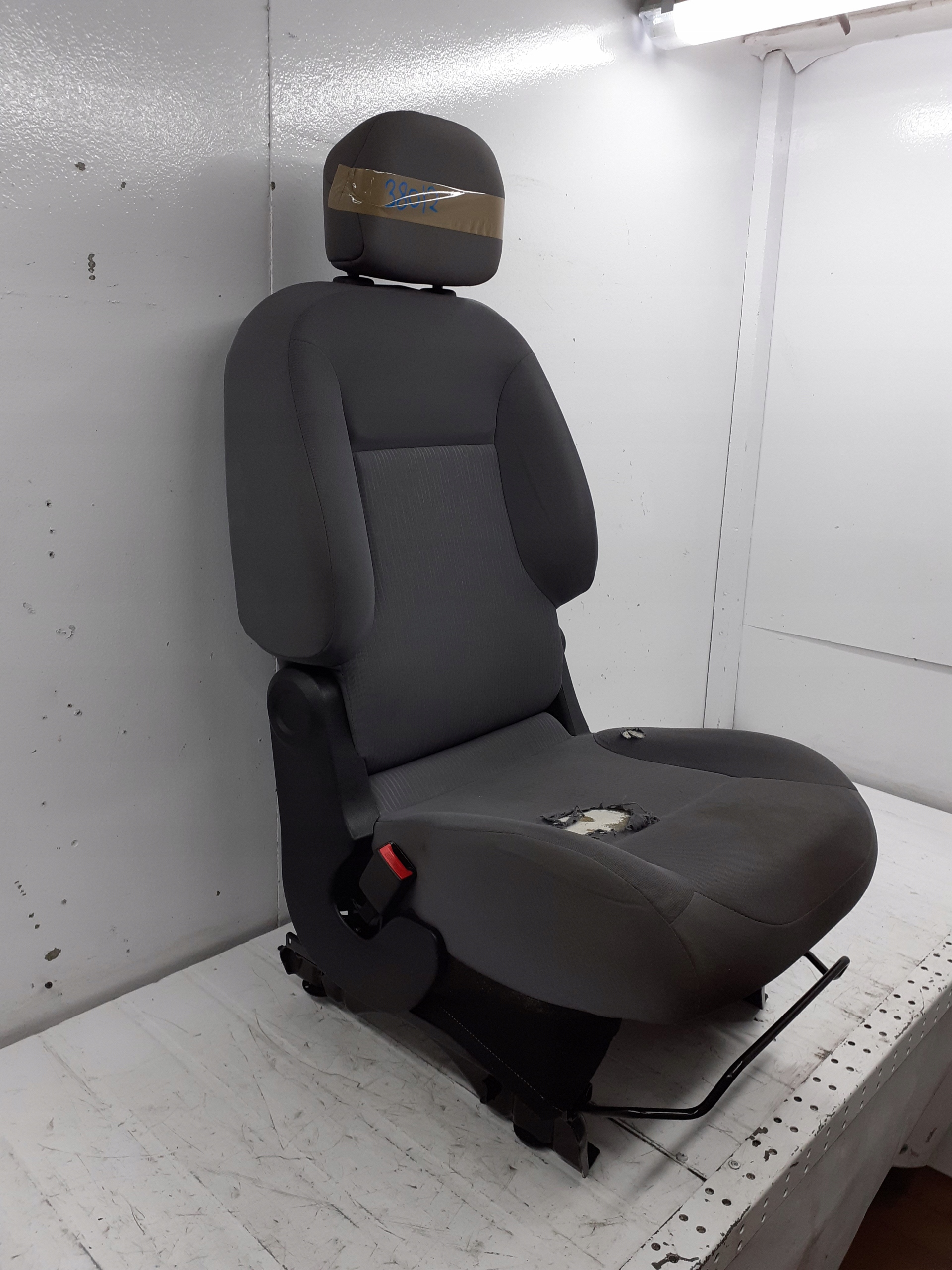 PEUGEOT PARTNER III LIFT 15- FOTEL KIEROWCY EUROPA Producent części Peugeot OE