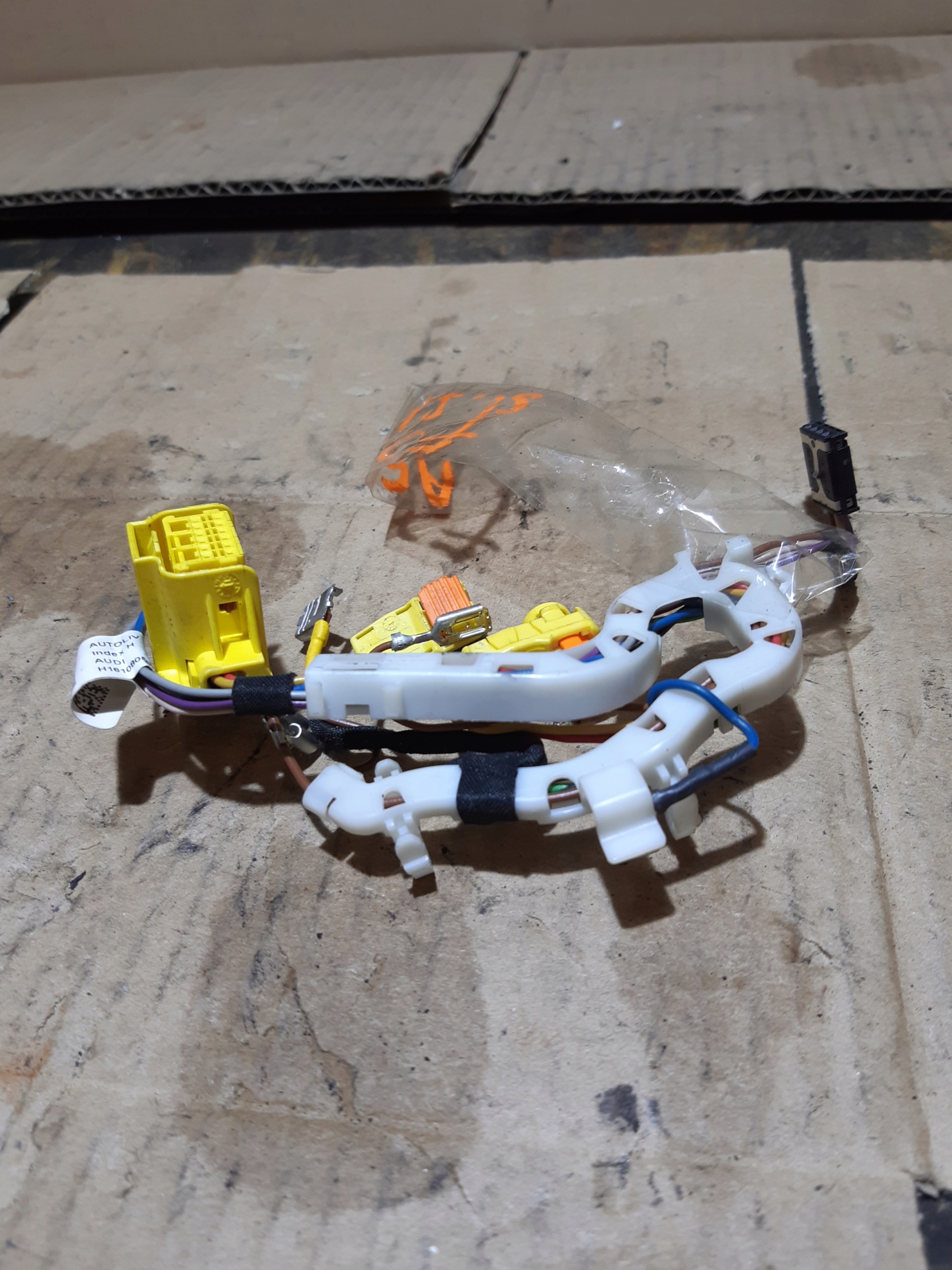 AUDI A6 C7 A8 D4 bundle airbags driver´s airbag 4H0971589G