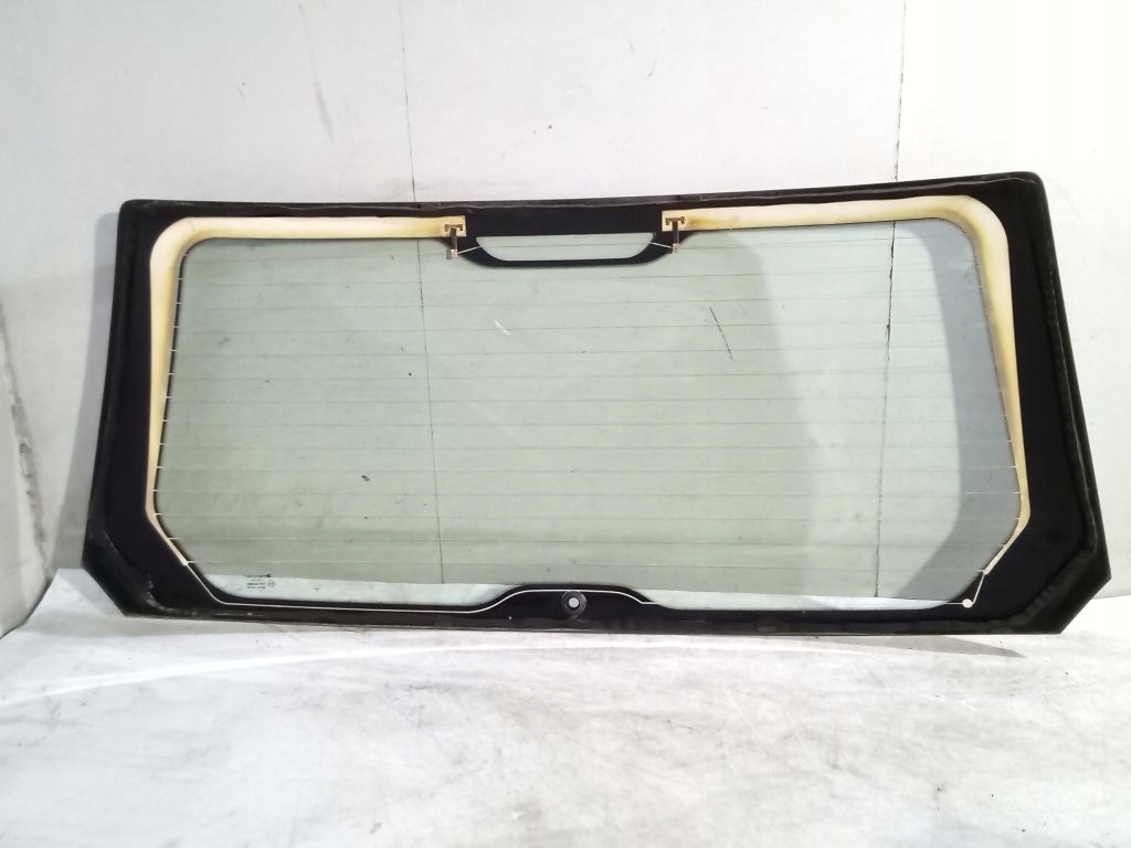 Fiat Idea Vitre z Arrière du capot