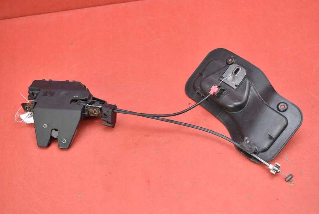 lock bonnet rear part boot 81969401 BMW Z4 E85 02-05