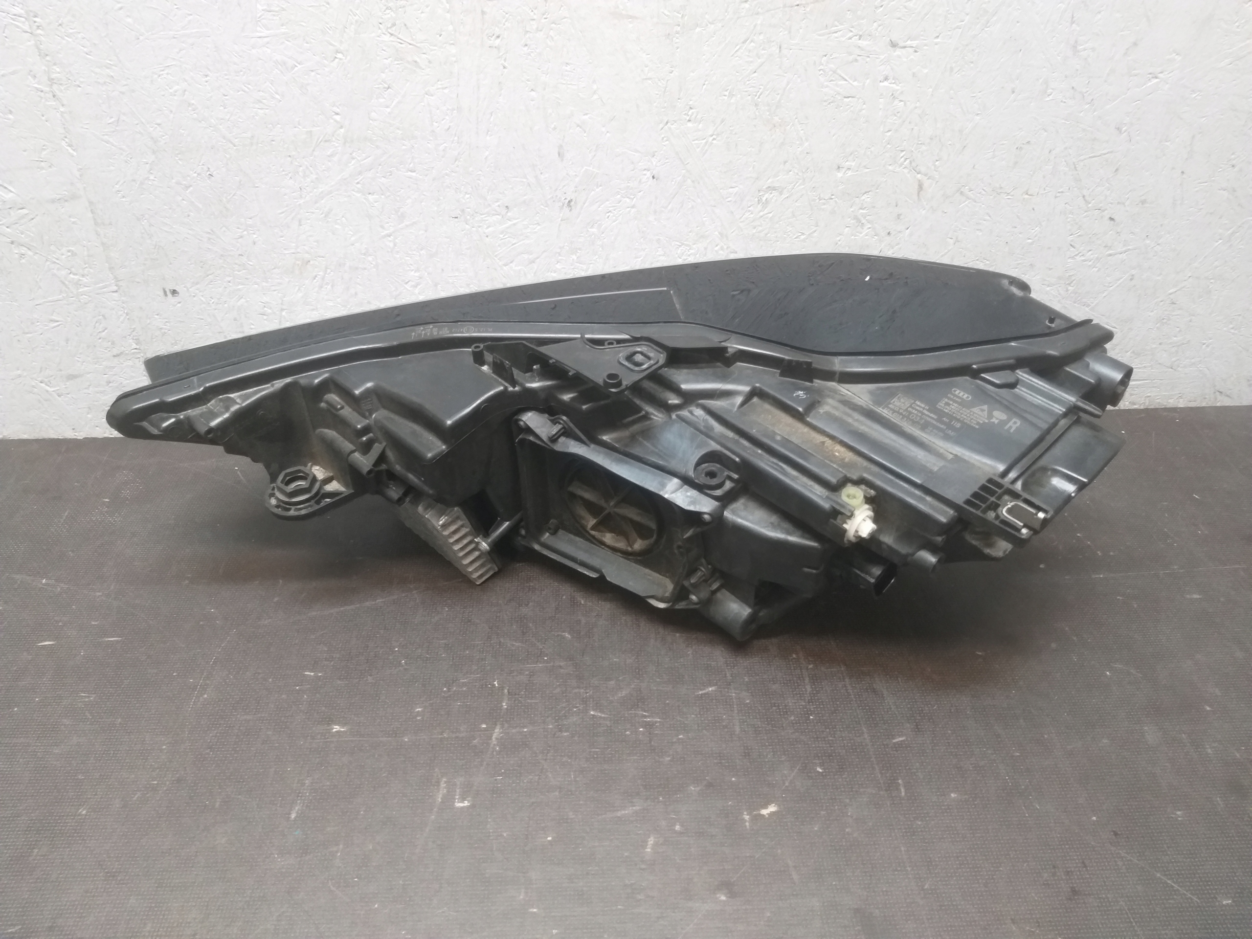 LIGHT LIGHTS FRONT RIGHT LEFT AUDI A6 C8 FULL LED 4K0941034 4K0941033