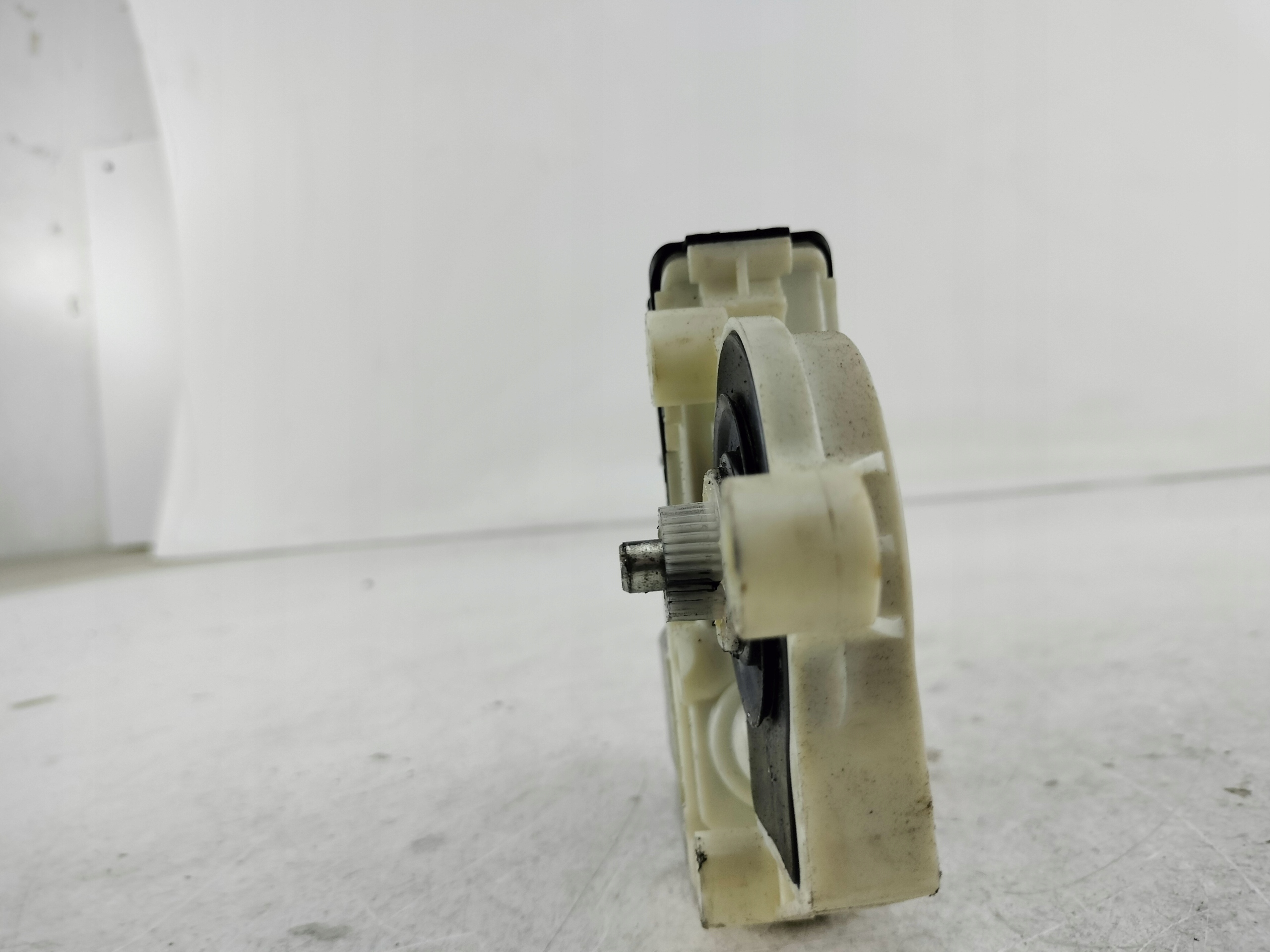 VW GOLF IV LEON and TOLEDO II mini motor windows left front 101387101