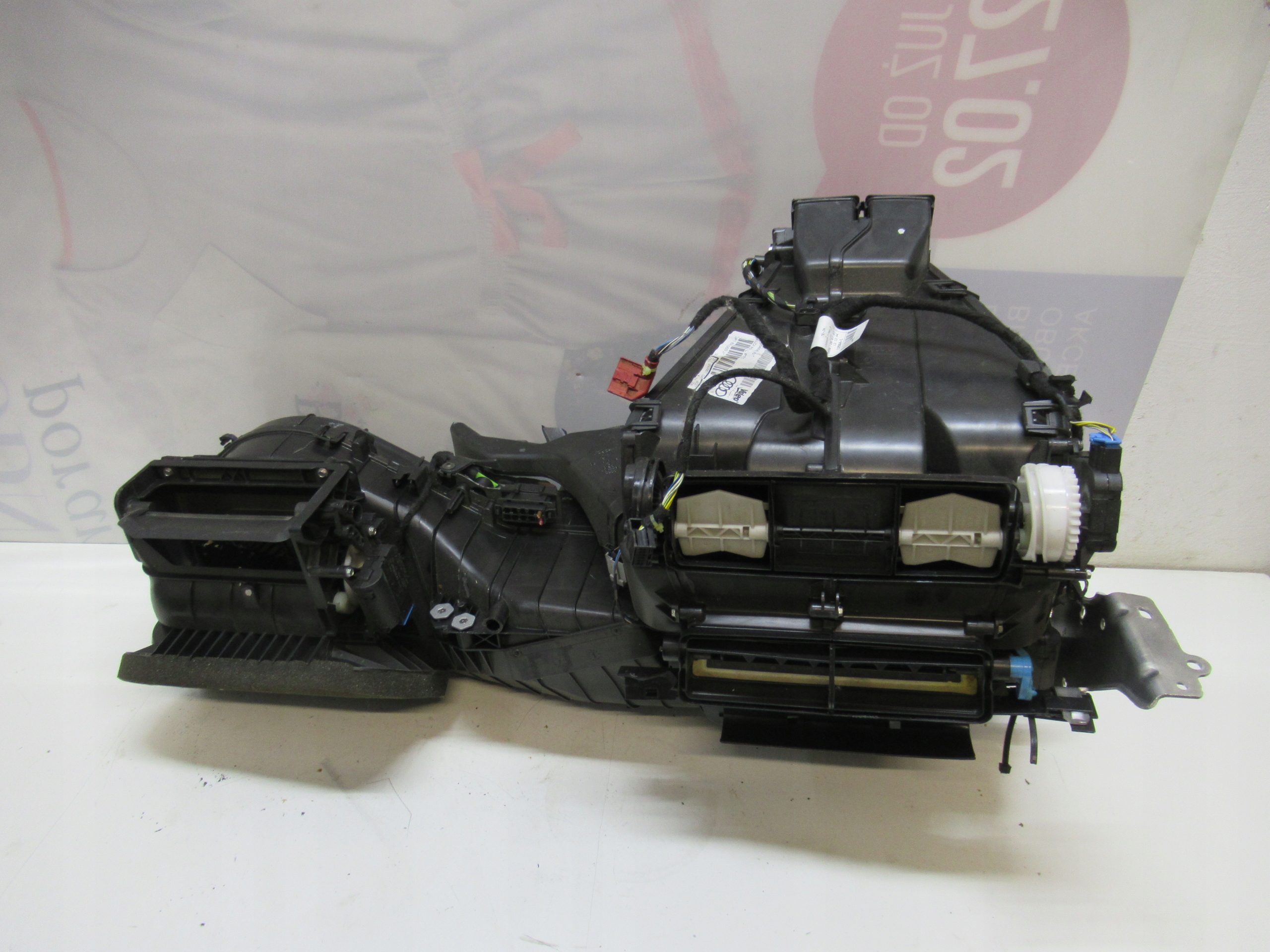 AUDI A3 8P 2.0TDI heater complete 8P1820003J
