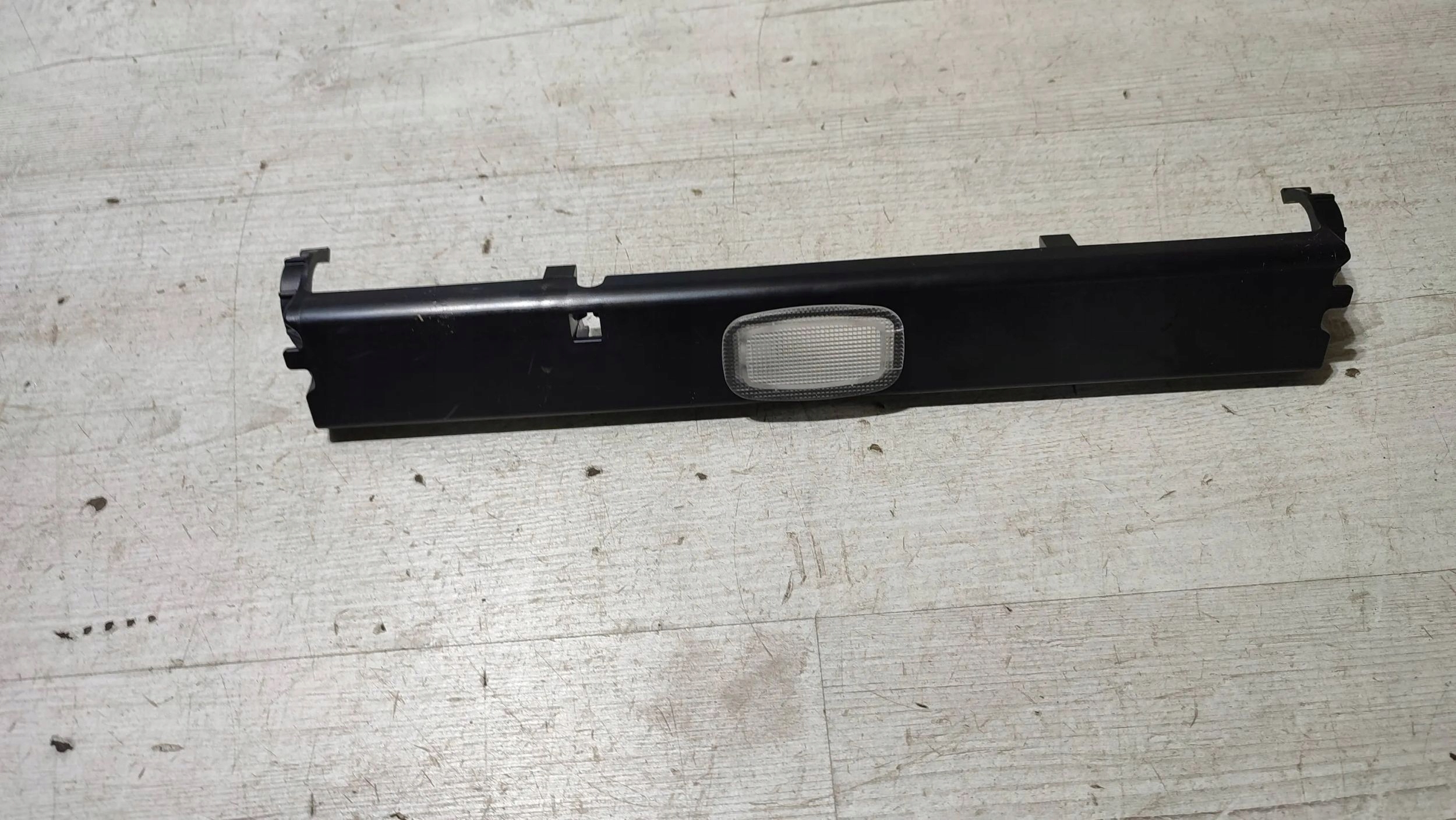 Mercedes-Benz A W176 2017 front side right spoiler seat