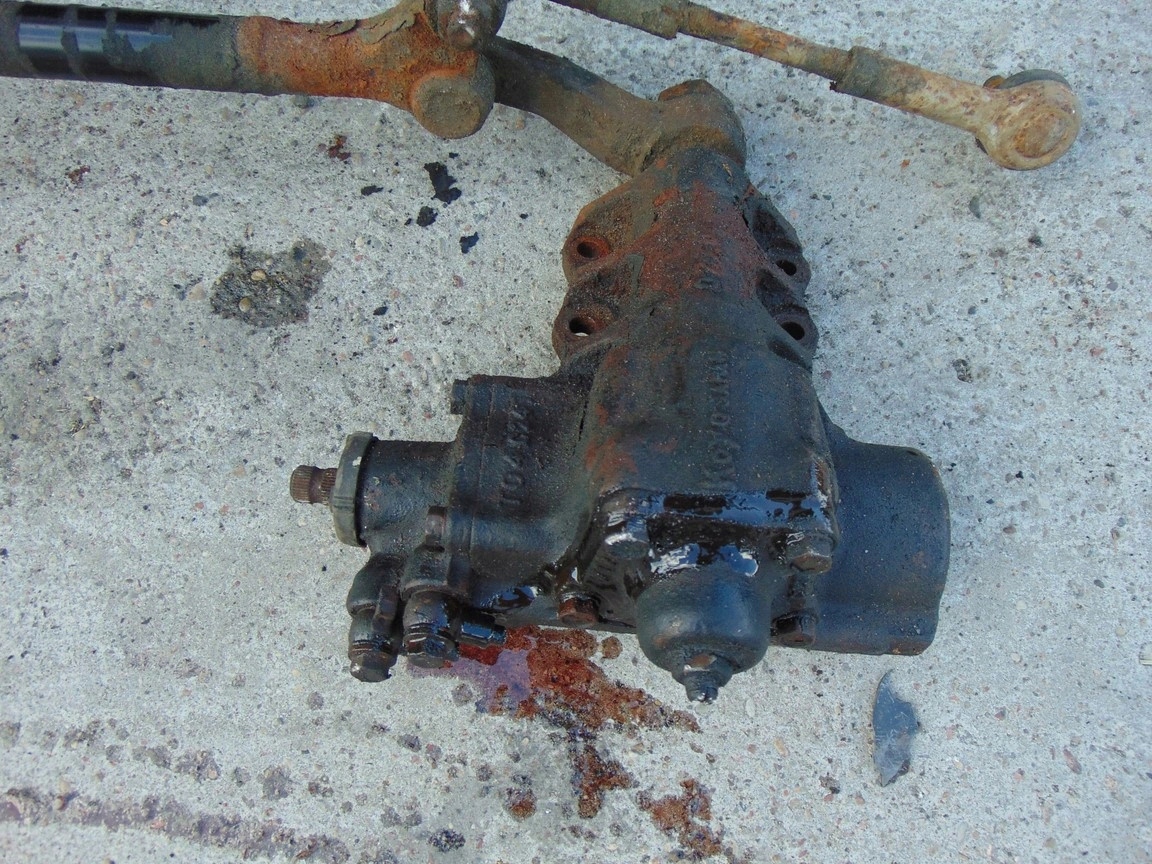 рулевая рейка кронштейн тяги NAVARA D22 2.5 европа