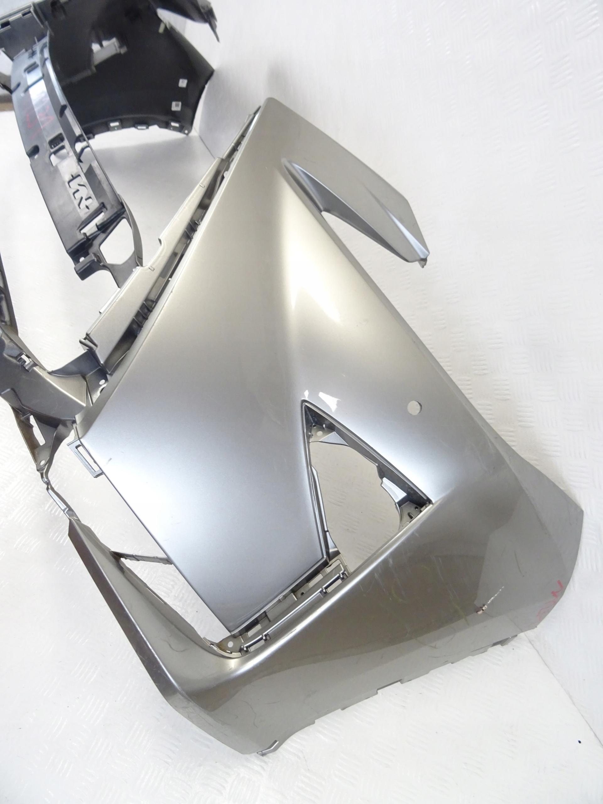 Lexus RX450H RX IV 4 15 bumper front przedn