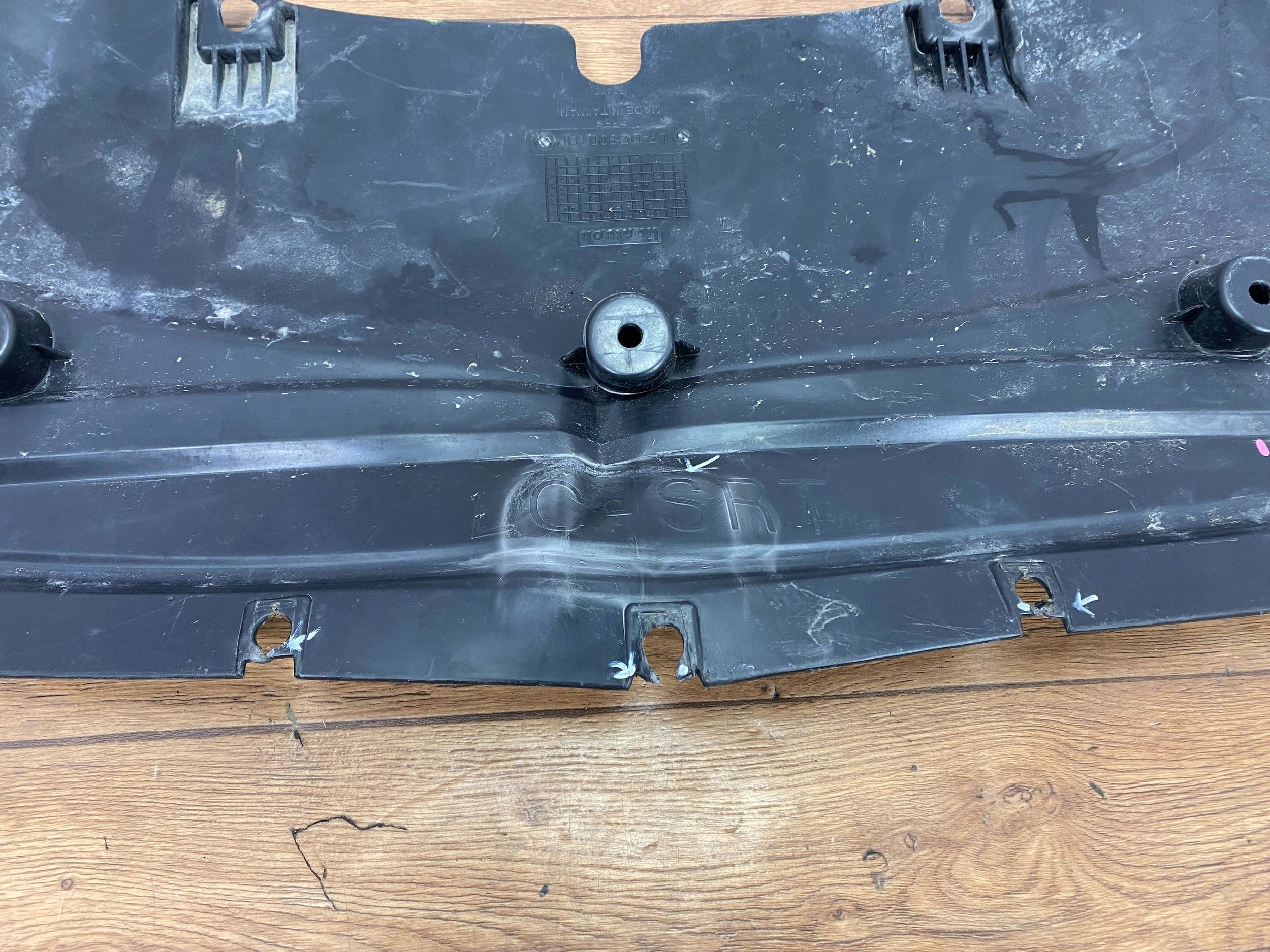 cover below engine of a bumper Dodge Challenger 2015+