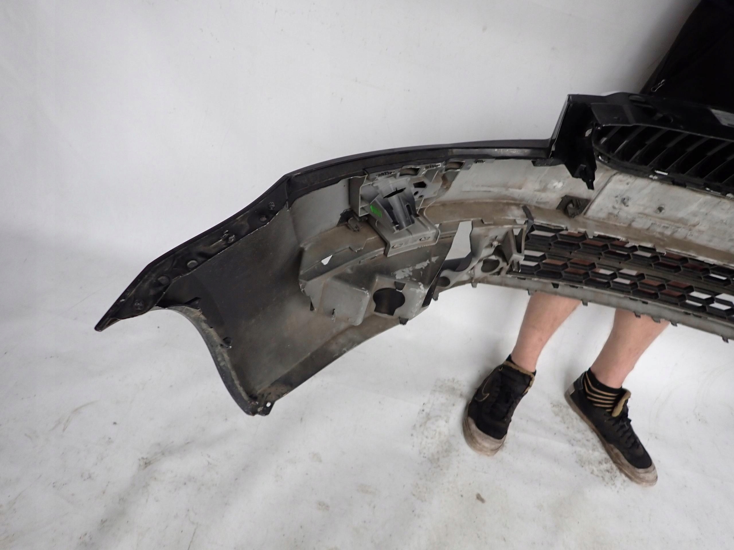 SKODA OCTAVIA III 12- bumper front front PDC
