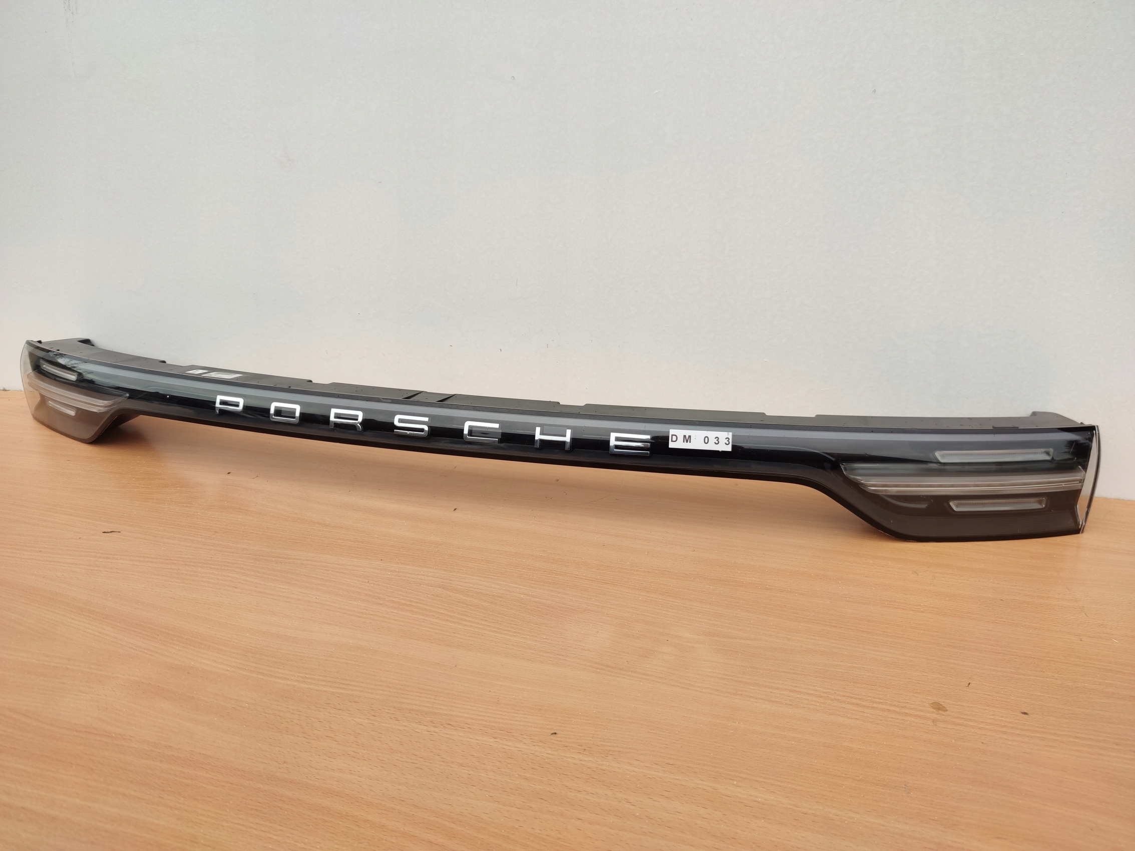 PORSCHE CAYENNE 9Y TURBO 18-20 ROK light KALPY rear part