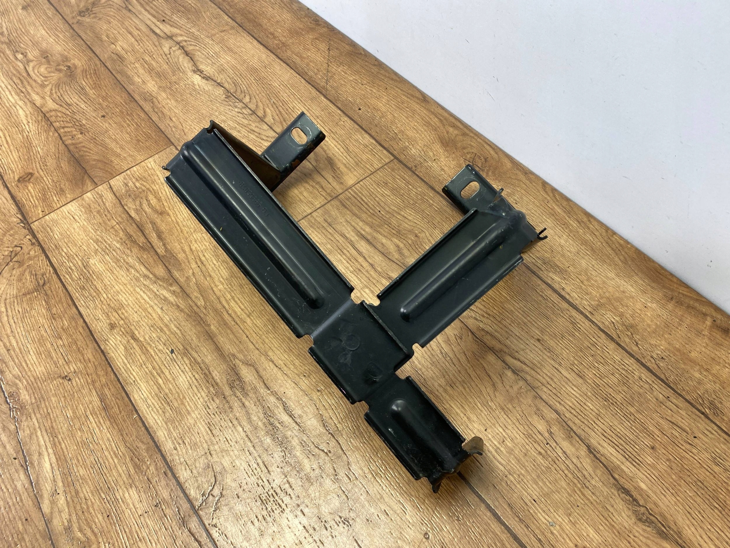 Halter akumulatora Chevrolet Camaro 2016+