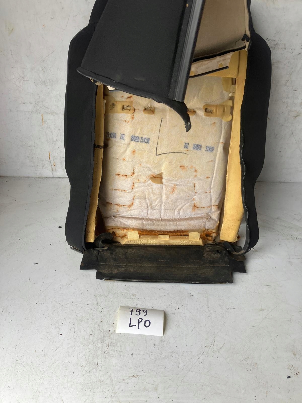 OPARCIE seat driver´s left front CITROEN C3 AIRCROSS