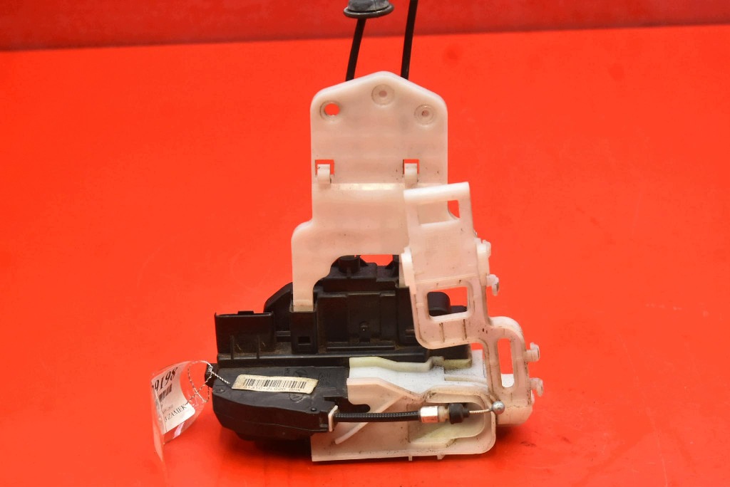 lock door left front front EU 81310-2L020 HYUNDAI I30 and FD 5D HB 07-10