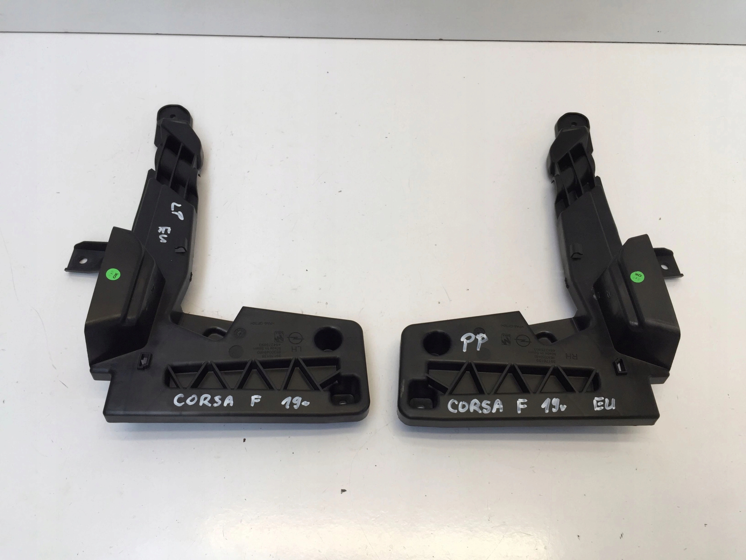 OPEL CORSA F 2020 SLIZG MOCOWANIE BLOTNIKA PRZOD