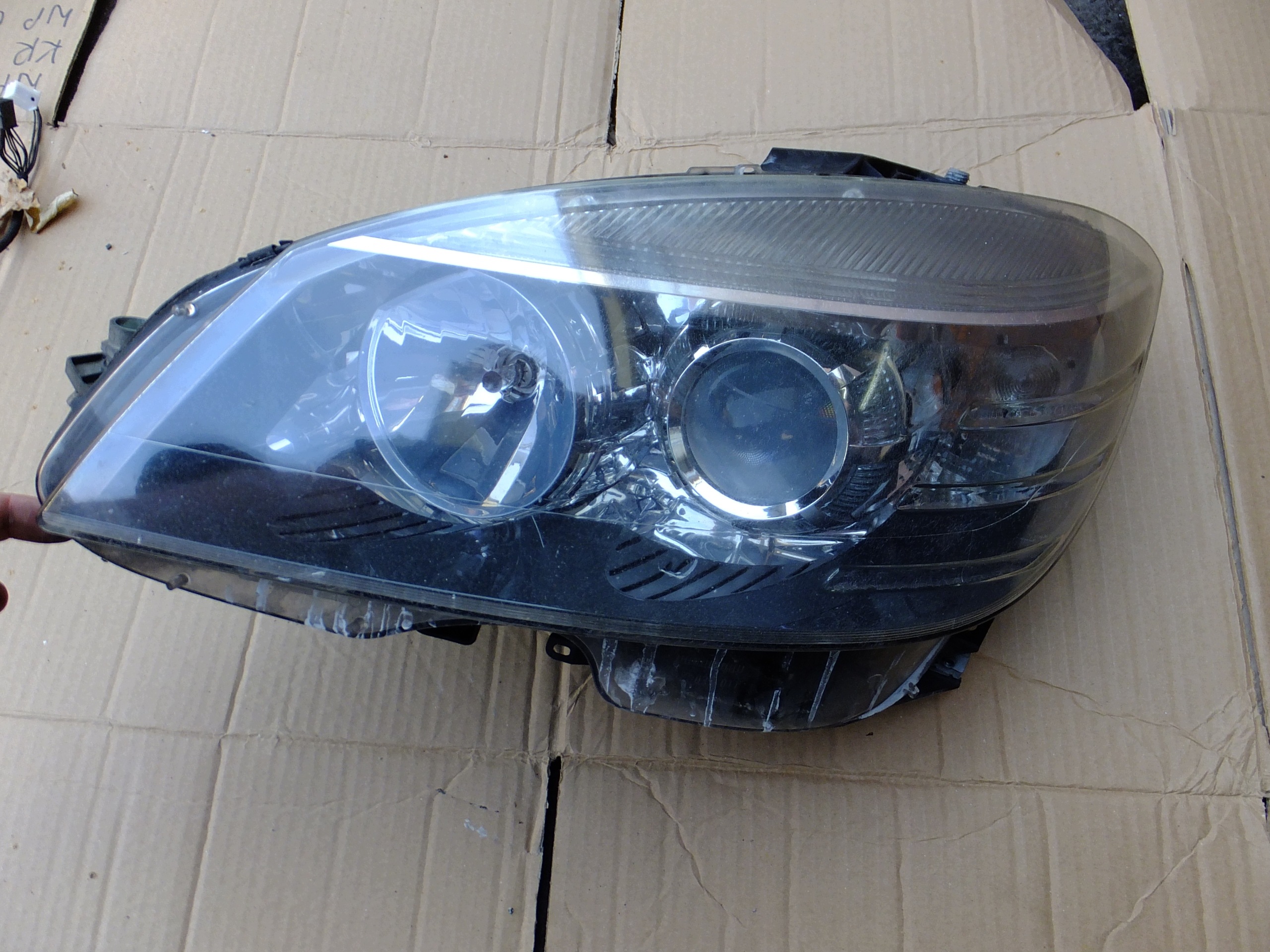 light left front mercedes CLC CL203 W203 coupe 2009r A2038205759