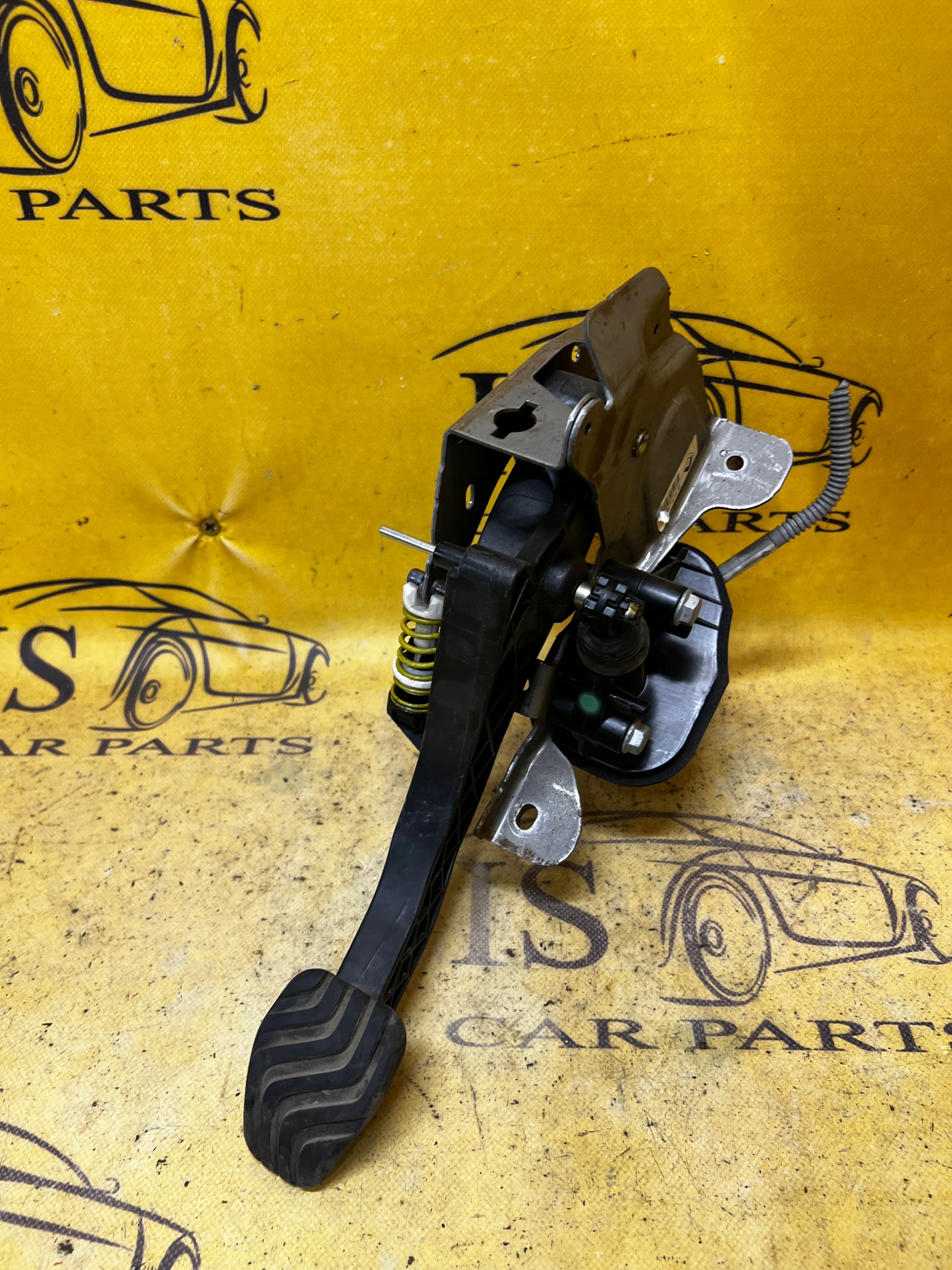 PEDAŁ SPRZĘGŁA RENAULT MEGANE IV