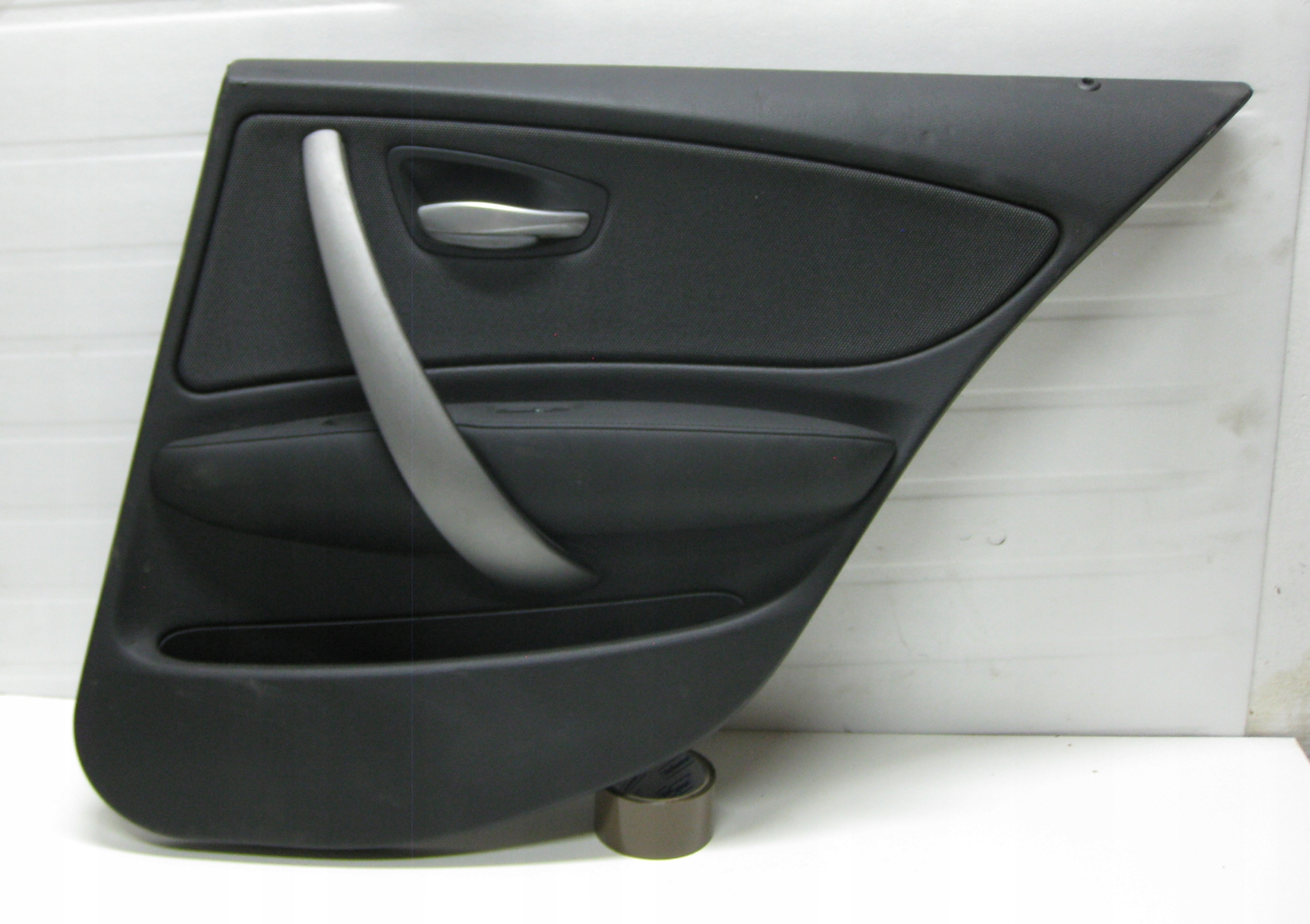 BMW E87 08R side upholstery door right rear part 6979860