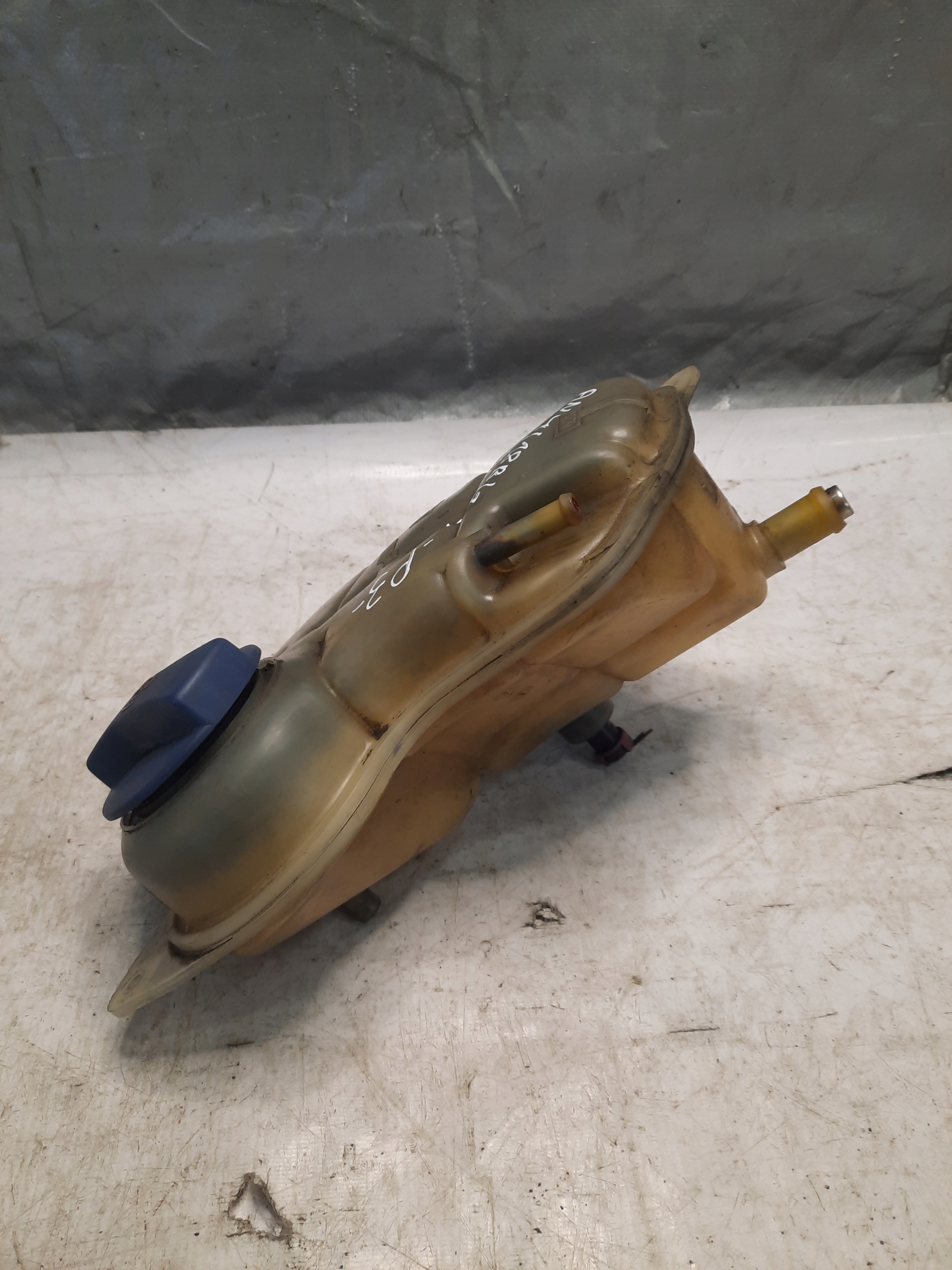 water tank AUDI A4 B5 8D0121403D