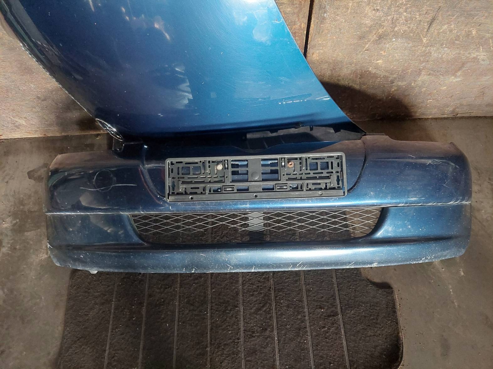 complete bonnet bumper light fender TOYOTA YARIS and 8P4