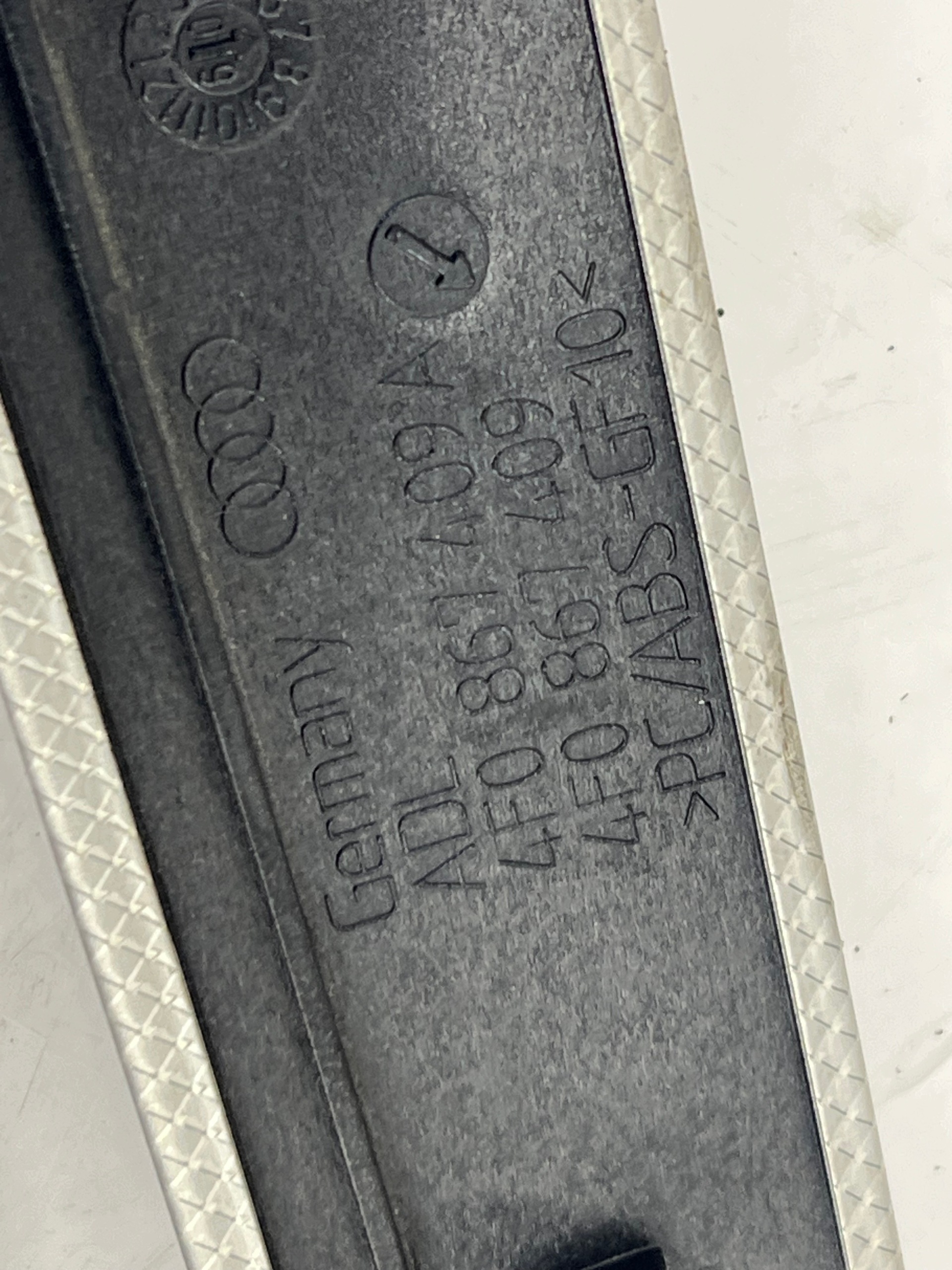 AUDI A6 C6 LIFT DEKOR DEKORY ALUMINIUM 4F1853190