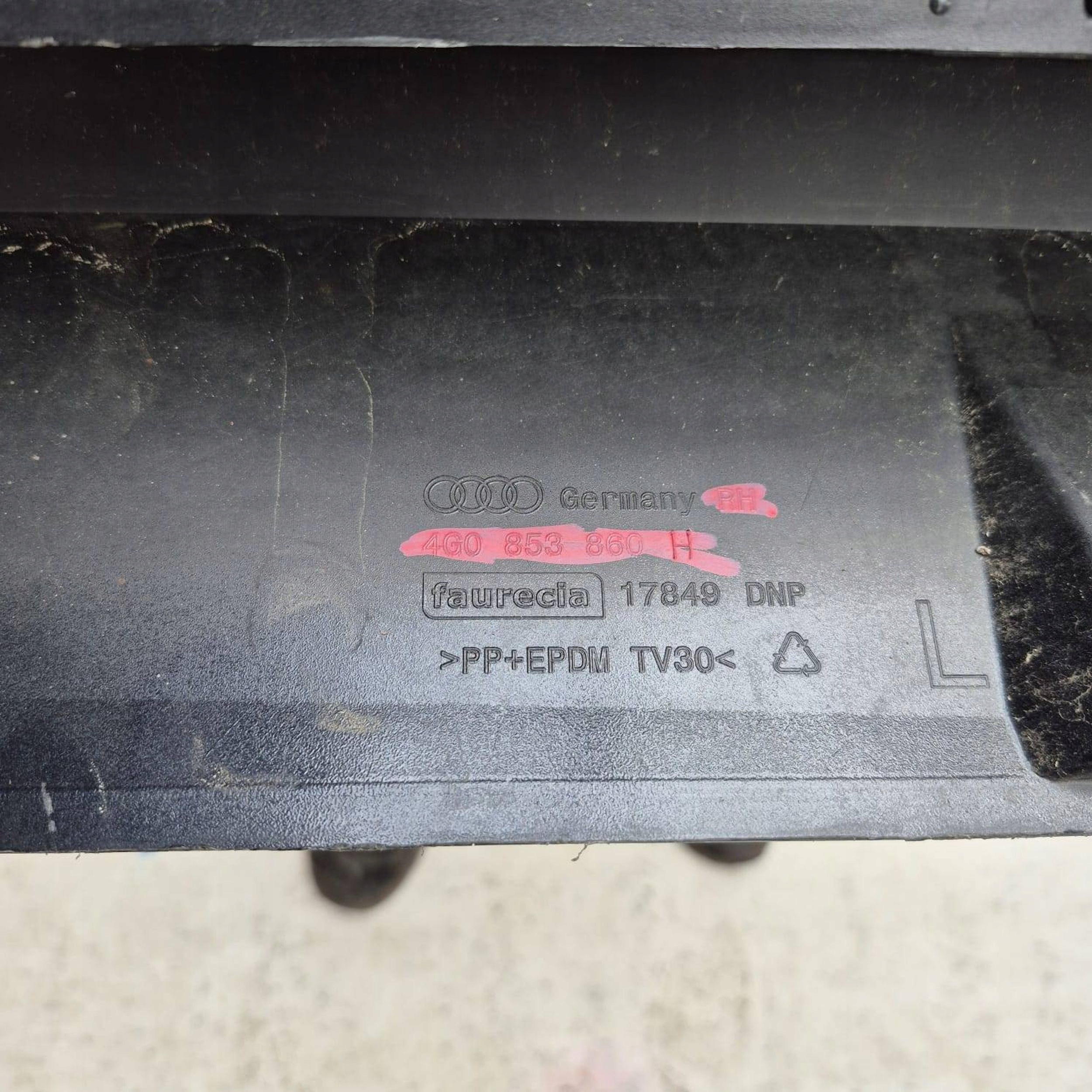 AUDI A6 C7 LIFT S-LINE LIFT 14-18 moulding threshold right