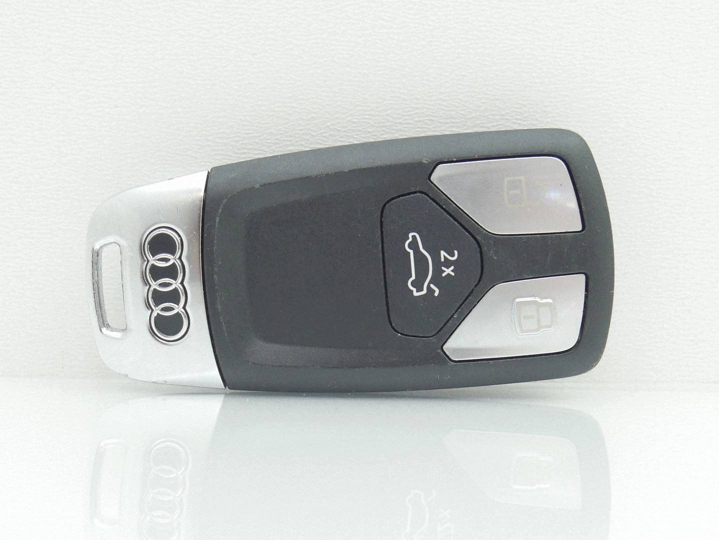 key key PILOT AUDI A4 B9 8W 4M0959754CP