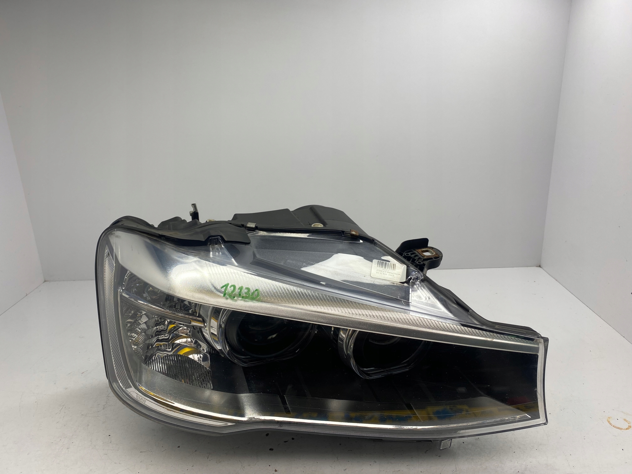 BMW X3 F25 LIFT light right 7400018