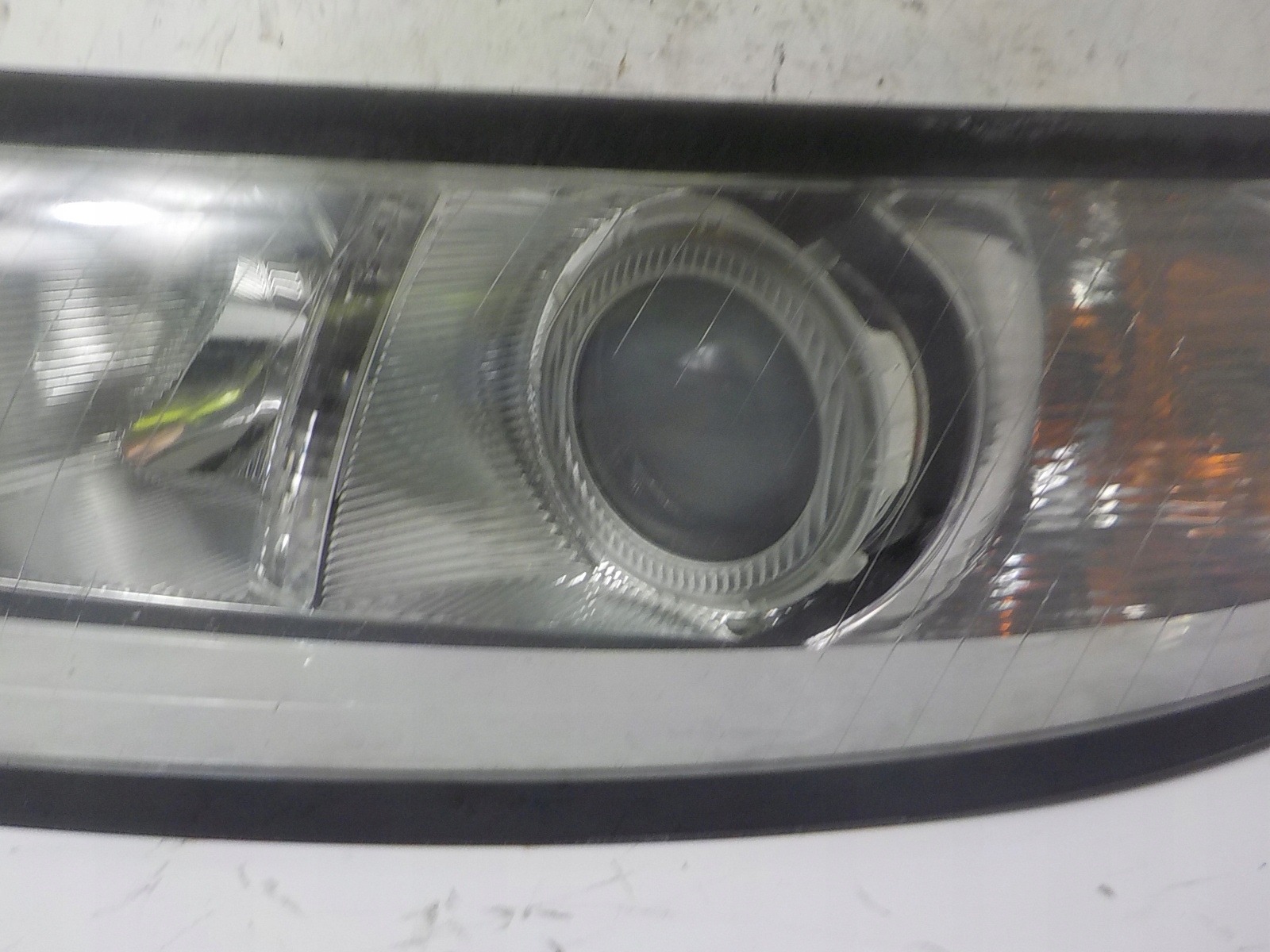 VOLVO V50 LIFT light left front front UK 31265700 LH