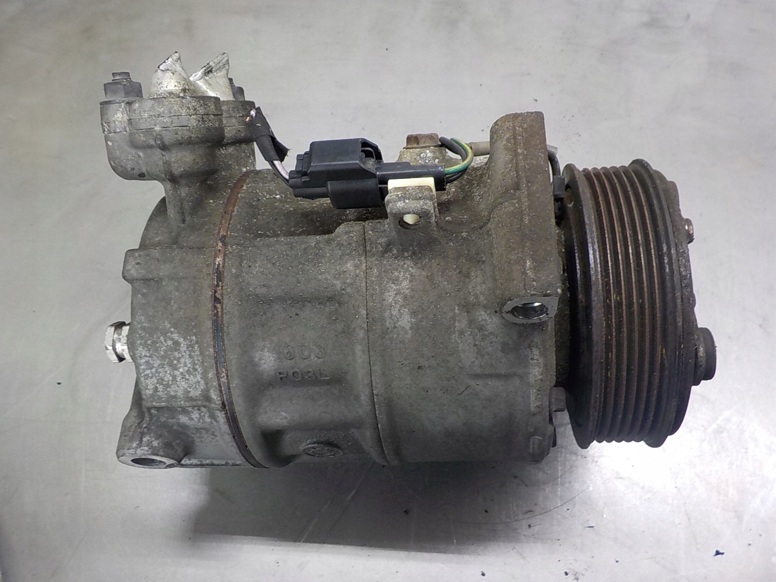 FORD C-MAX SPRĘŻARKA POMPA KLIMATYZACJI AM5N-19D629-AB za