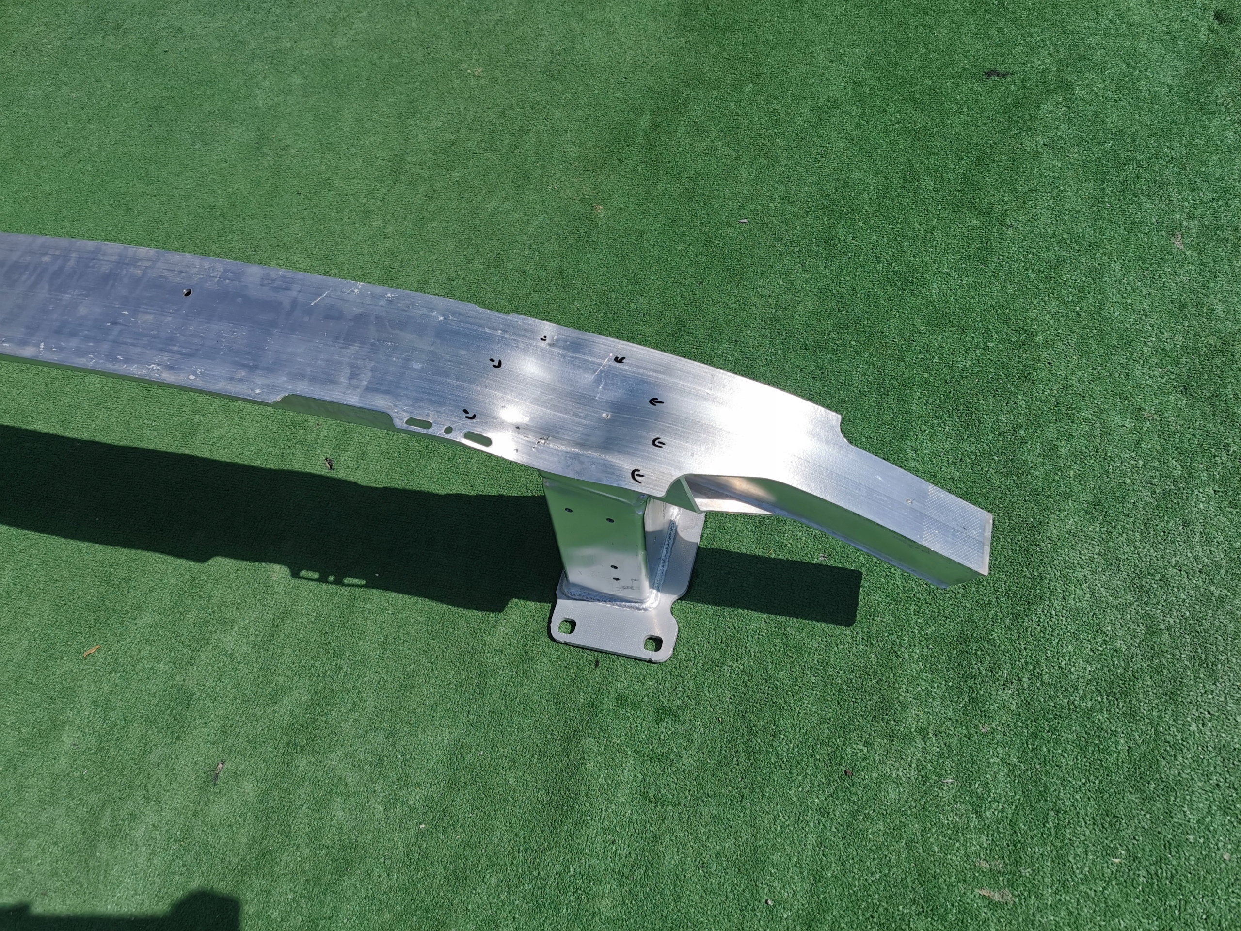 BELKA PRZÓD PRZEDNIA AUDI A6 C8 4K0 18- 4K0807109 Strona zabudowy przód