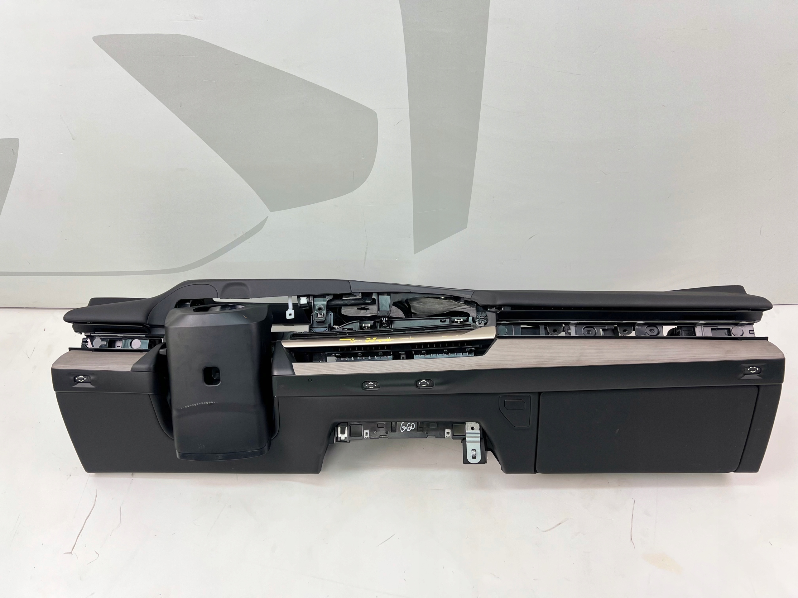 dashboard console BMW G60 G61 HEAD UP
