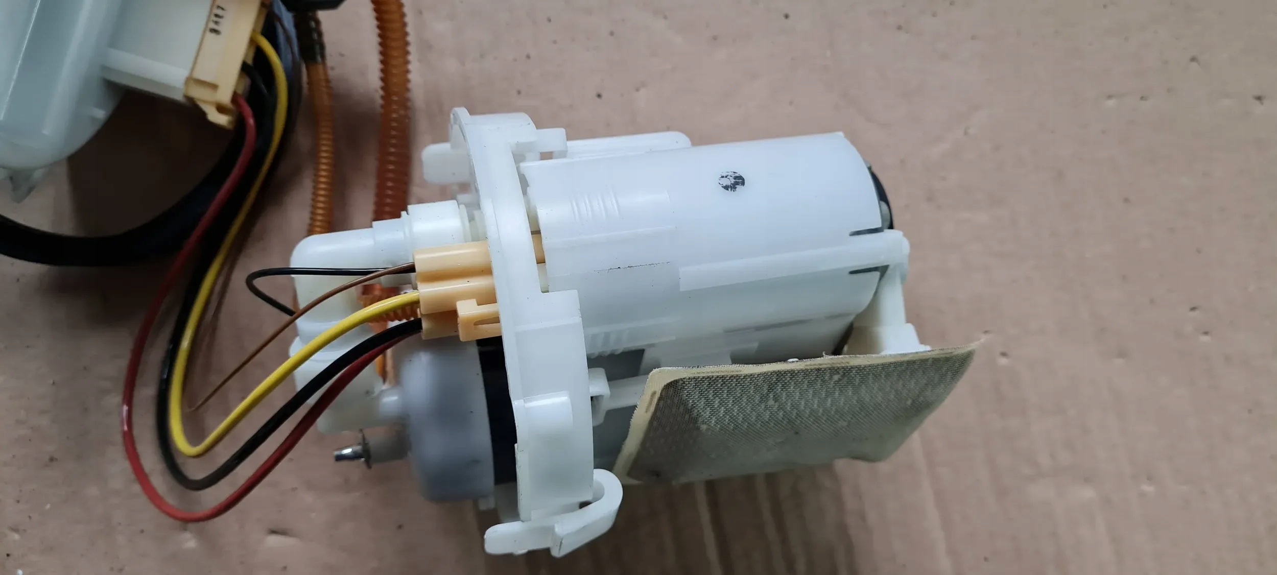A5 8W PUMPA GORIVA 2.0 TFSI 8W0919087L A4 B9 8W