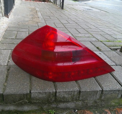 MERCEDES SL R230 W230 230 LEWA TYLNA LAMPA ORYGINAŁ