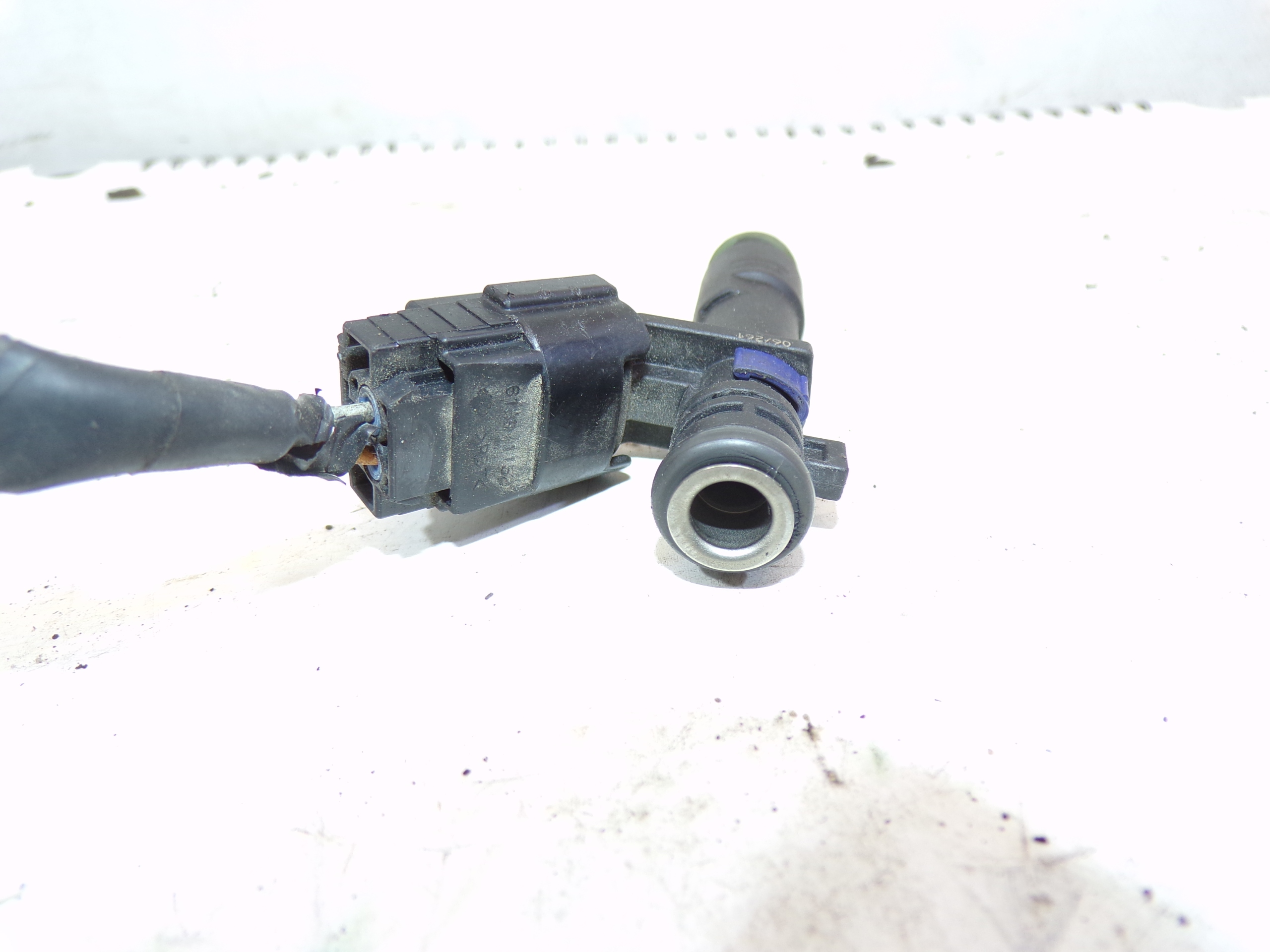 nozzle PEUGEOT 407 1.8b engine RFJ 7066N00354 (3)