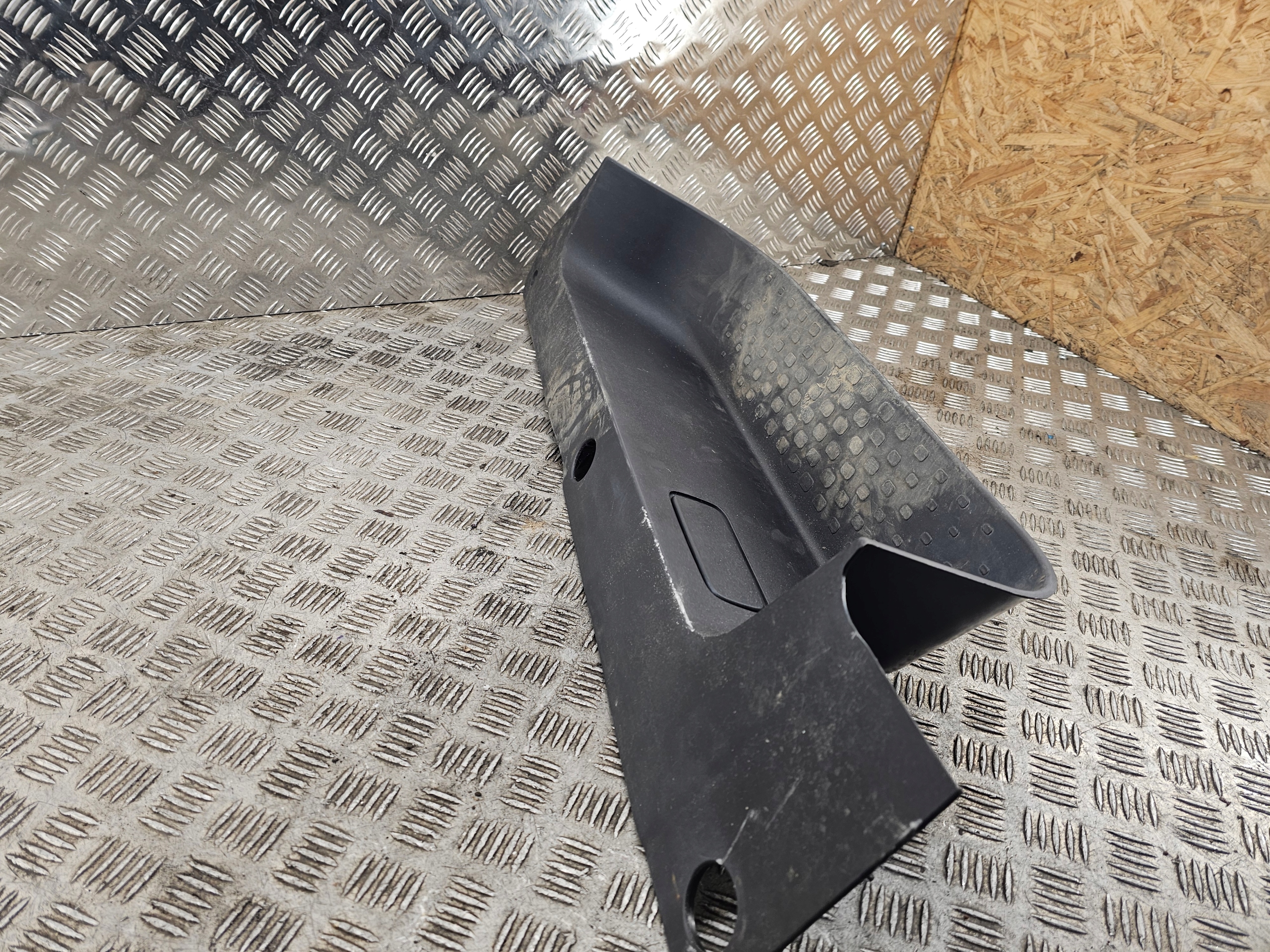 cover STOPIEN right front VIVARO B TRAFIC 3 III 93450152