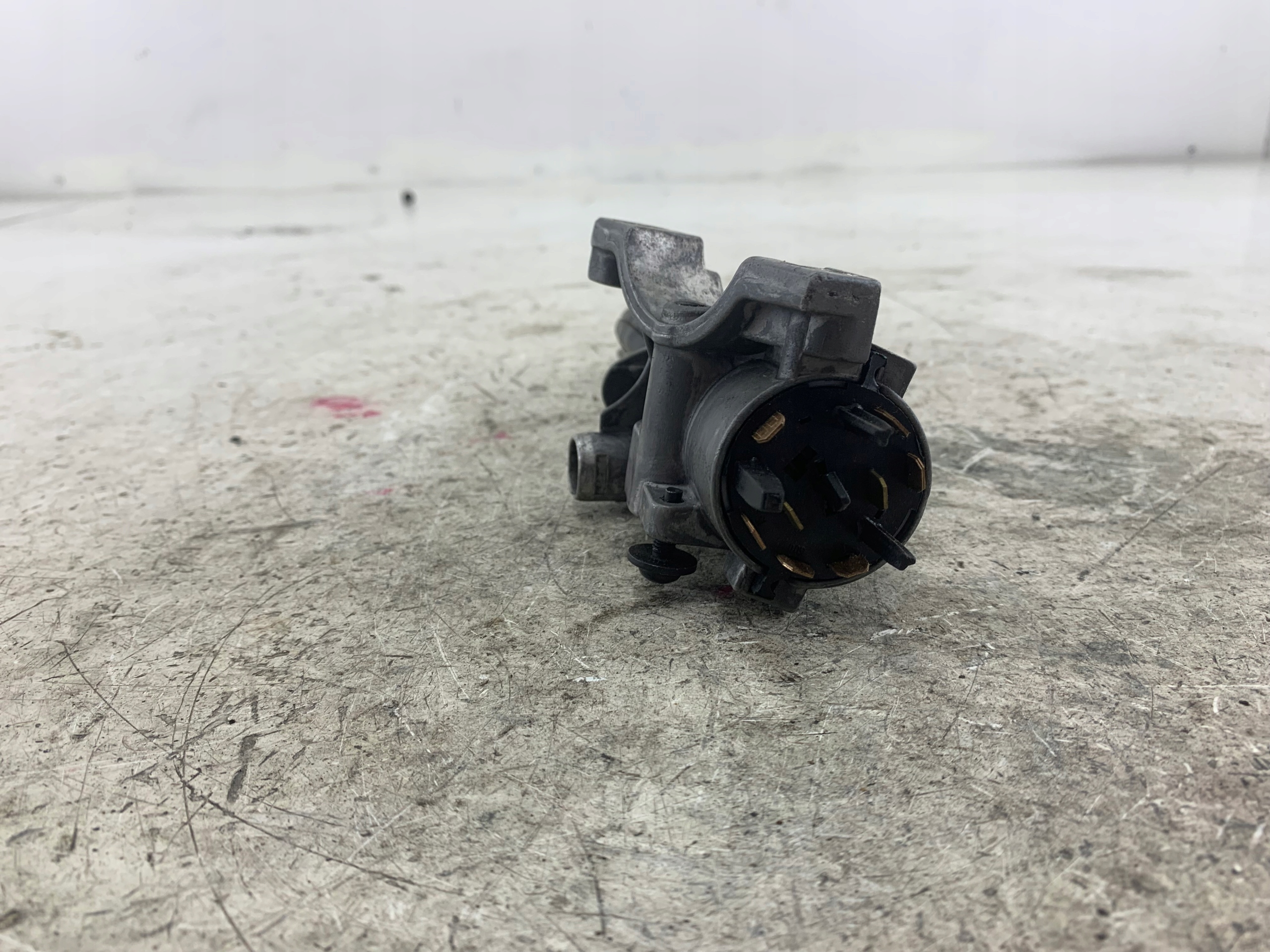 AUDI A6 C5 ignition + key 4B0905851B