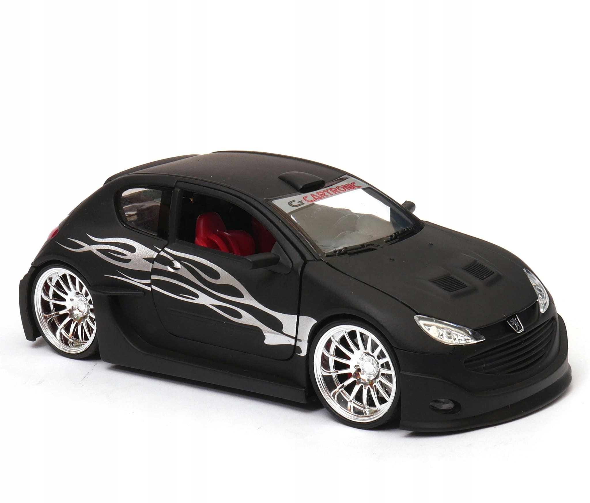 Peugeot 206 tuning model Welly v měřítku 1:24 mat