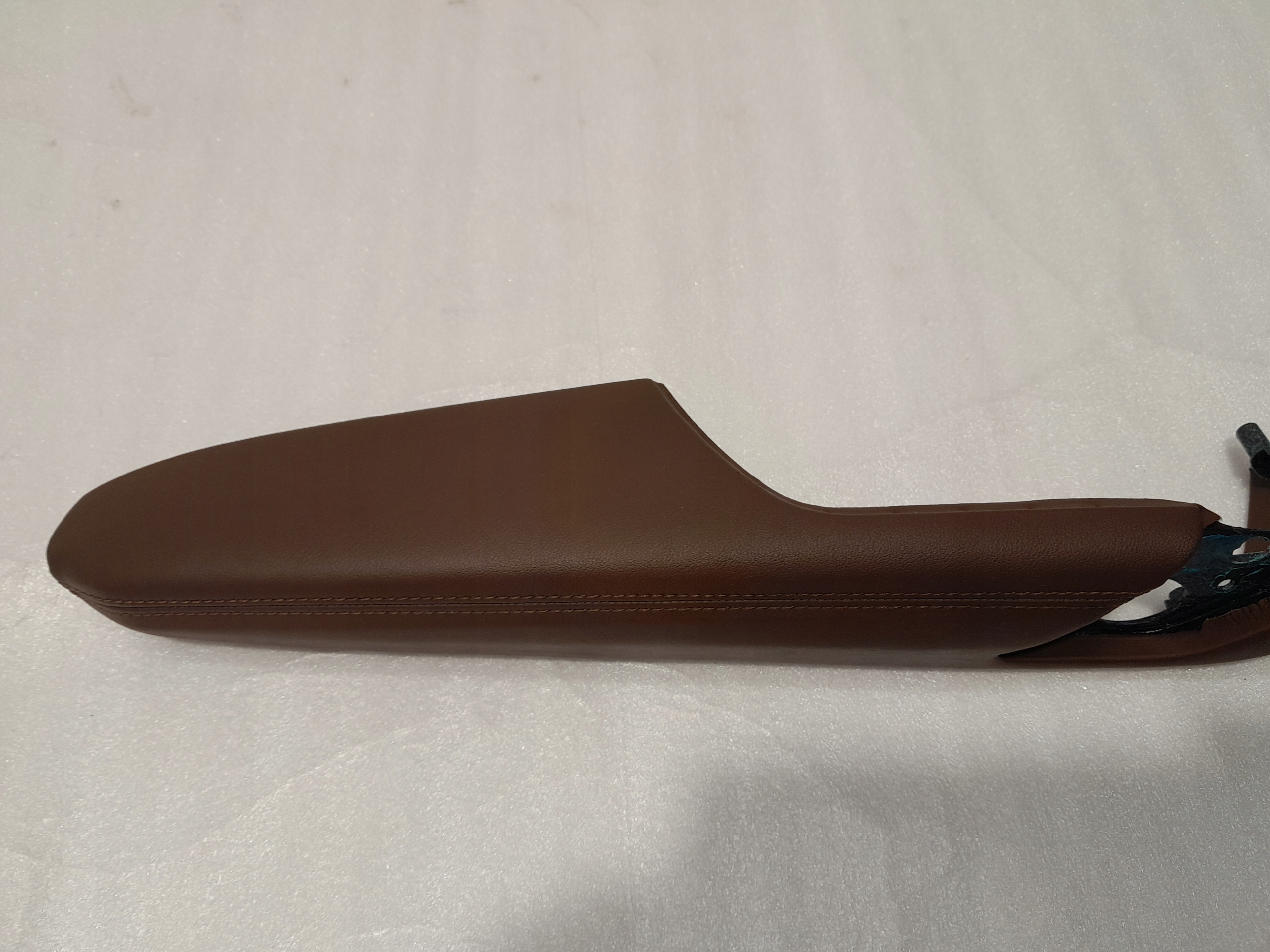 AUDI Q5 80A bracket handle armrest door leather left rear part