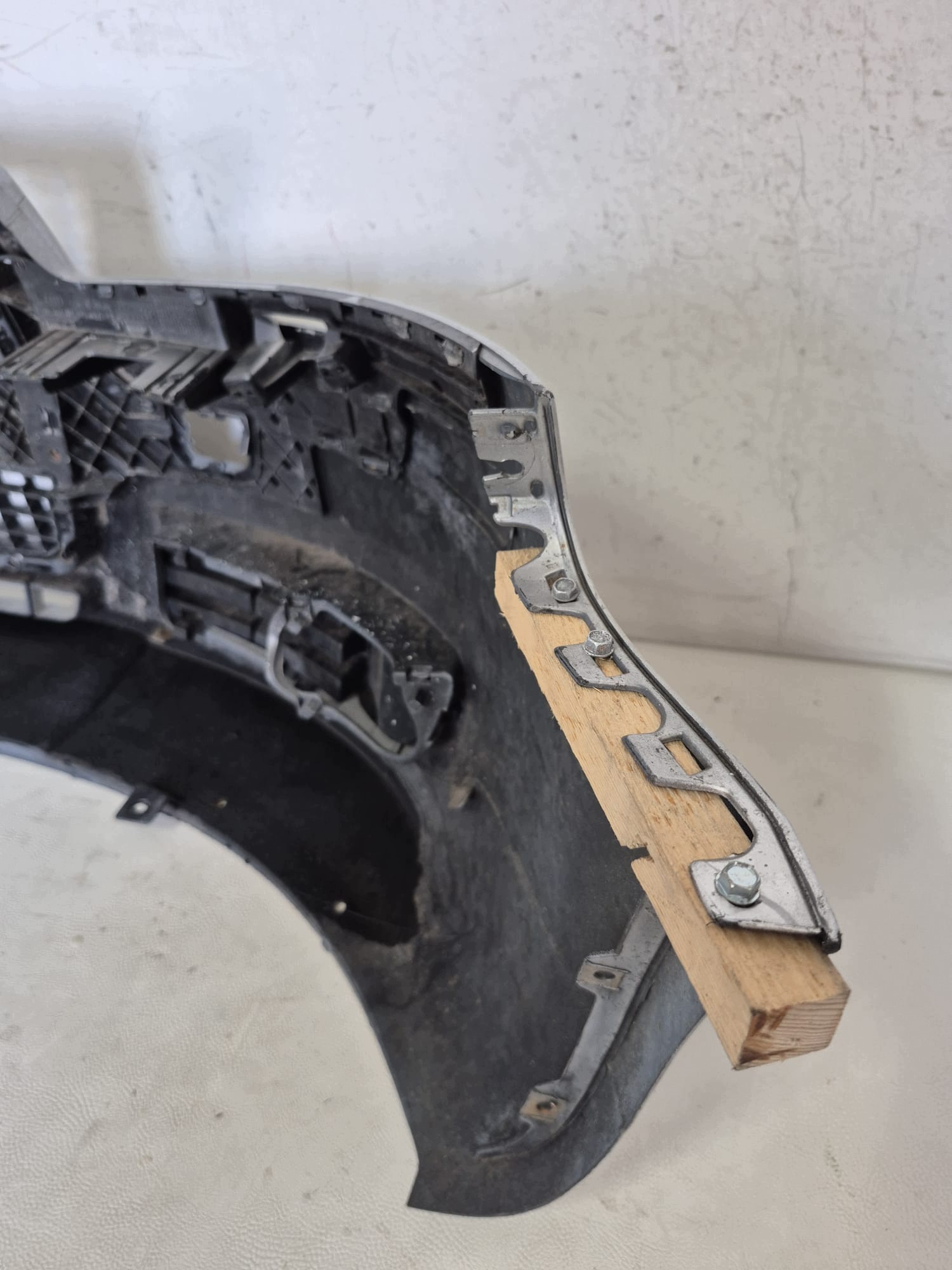 AUDI A3 8P LIFT 05-08 bumper front front grill grid SPR 8P4807437