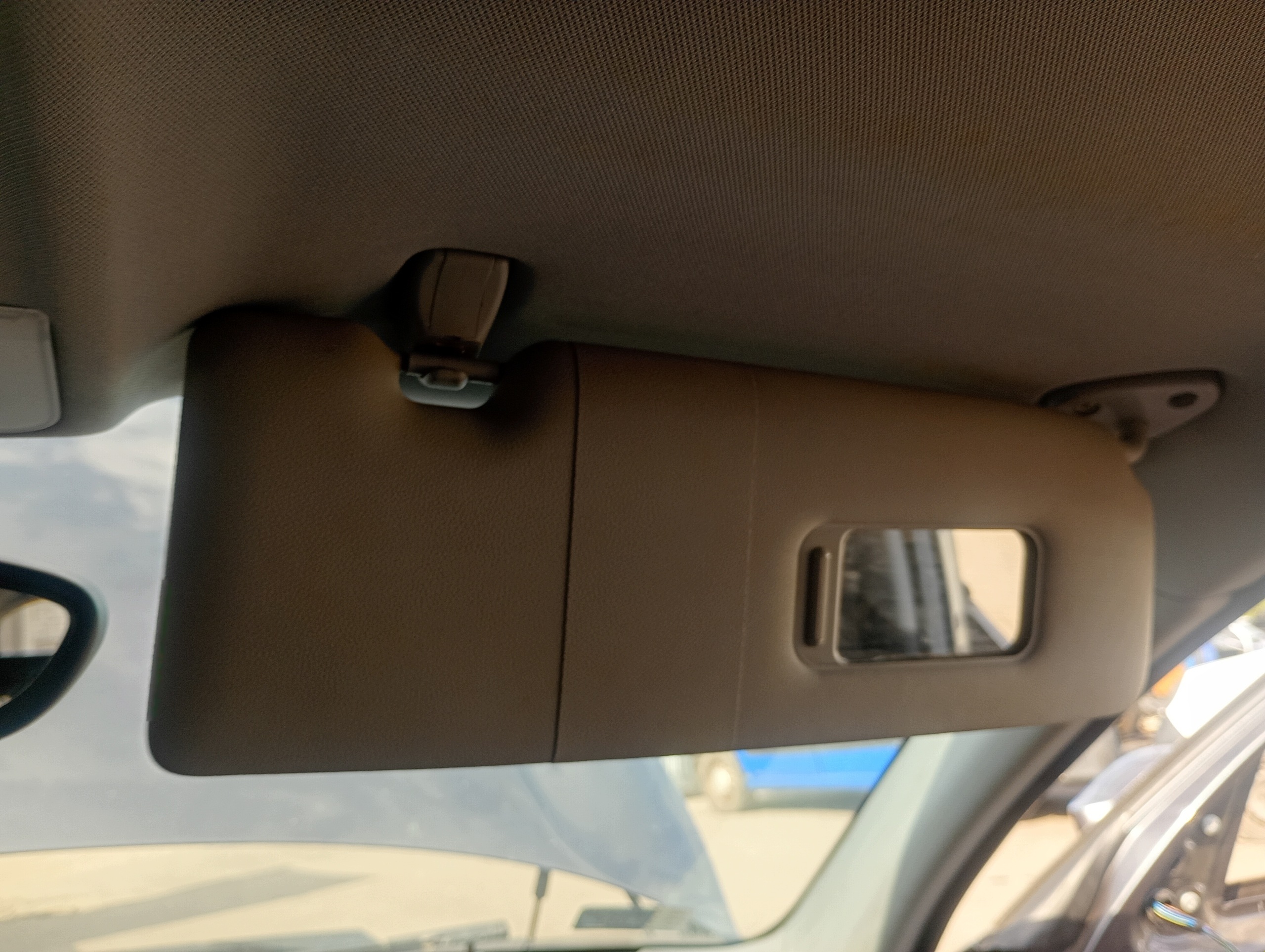 couverture pare soleil droit passegers BMW 1 et E87 04-11