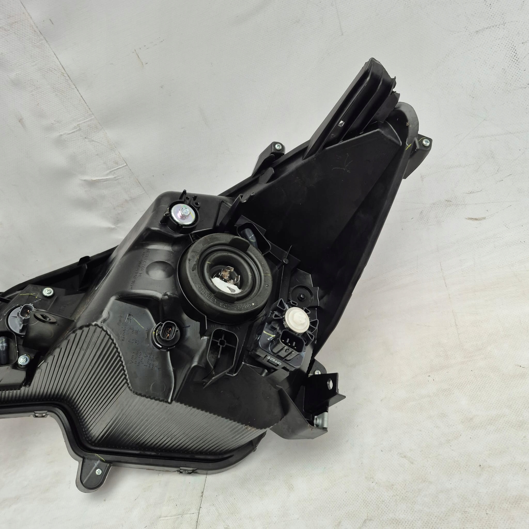 MITSUBISHI SPACE STAR II 2 LIFT 19-24 light front front right
