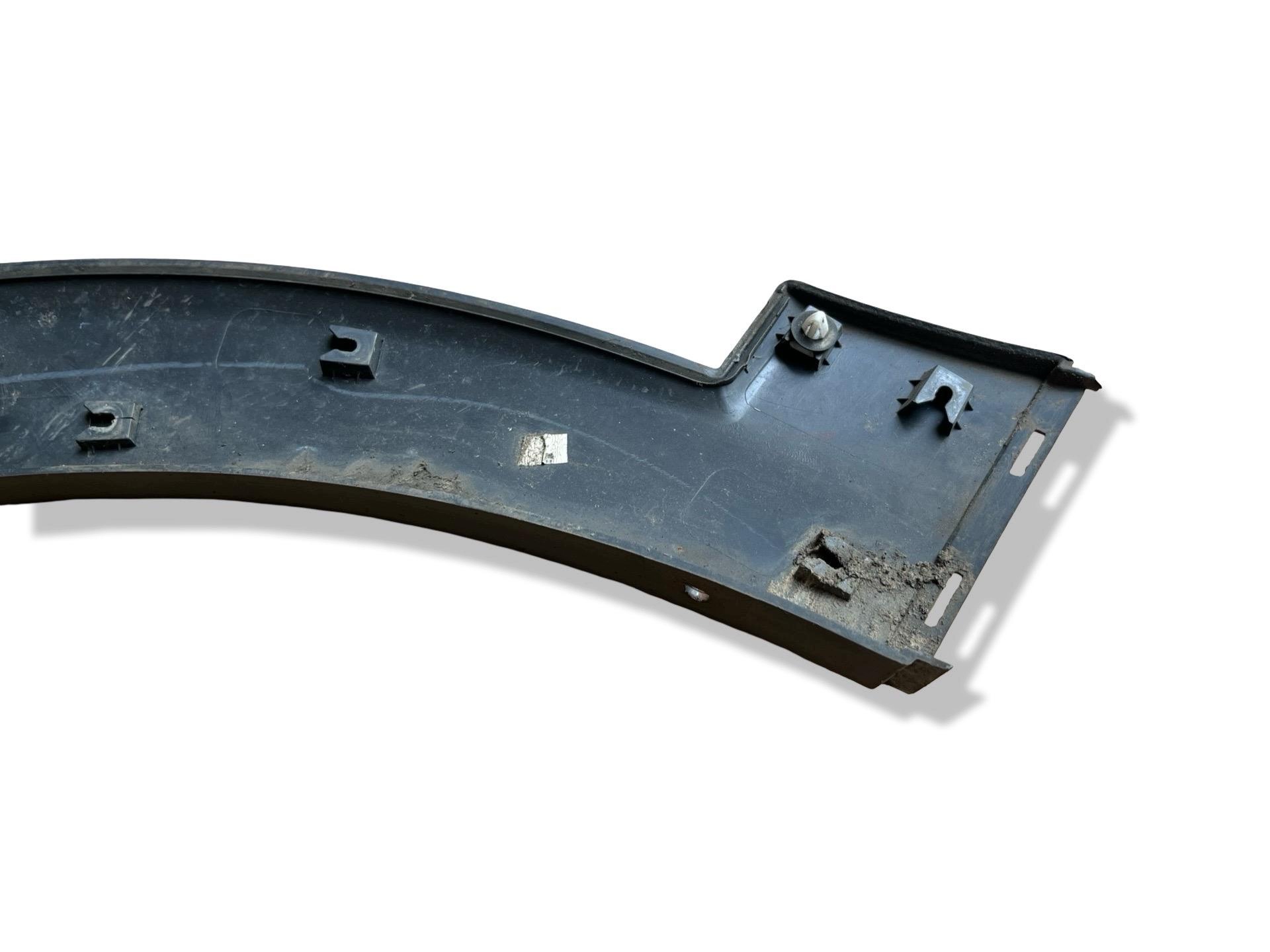 Couverture Aile Avant Droit Bouche buse Chevrolet Captiva facelift C100 2011