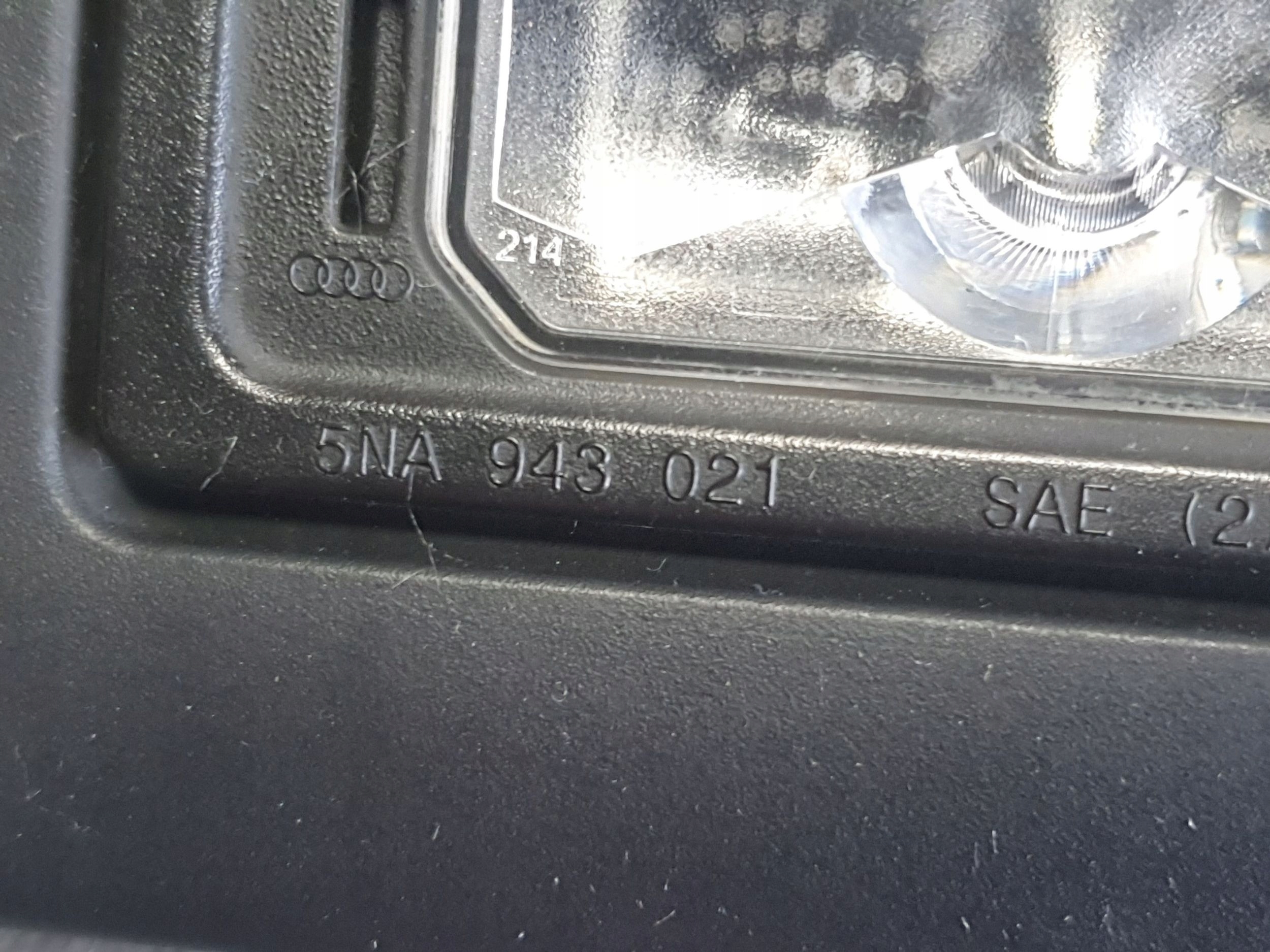 Cupra Formentor moulding lighting signs 5FF827335B