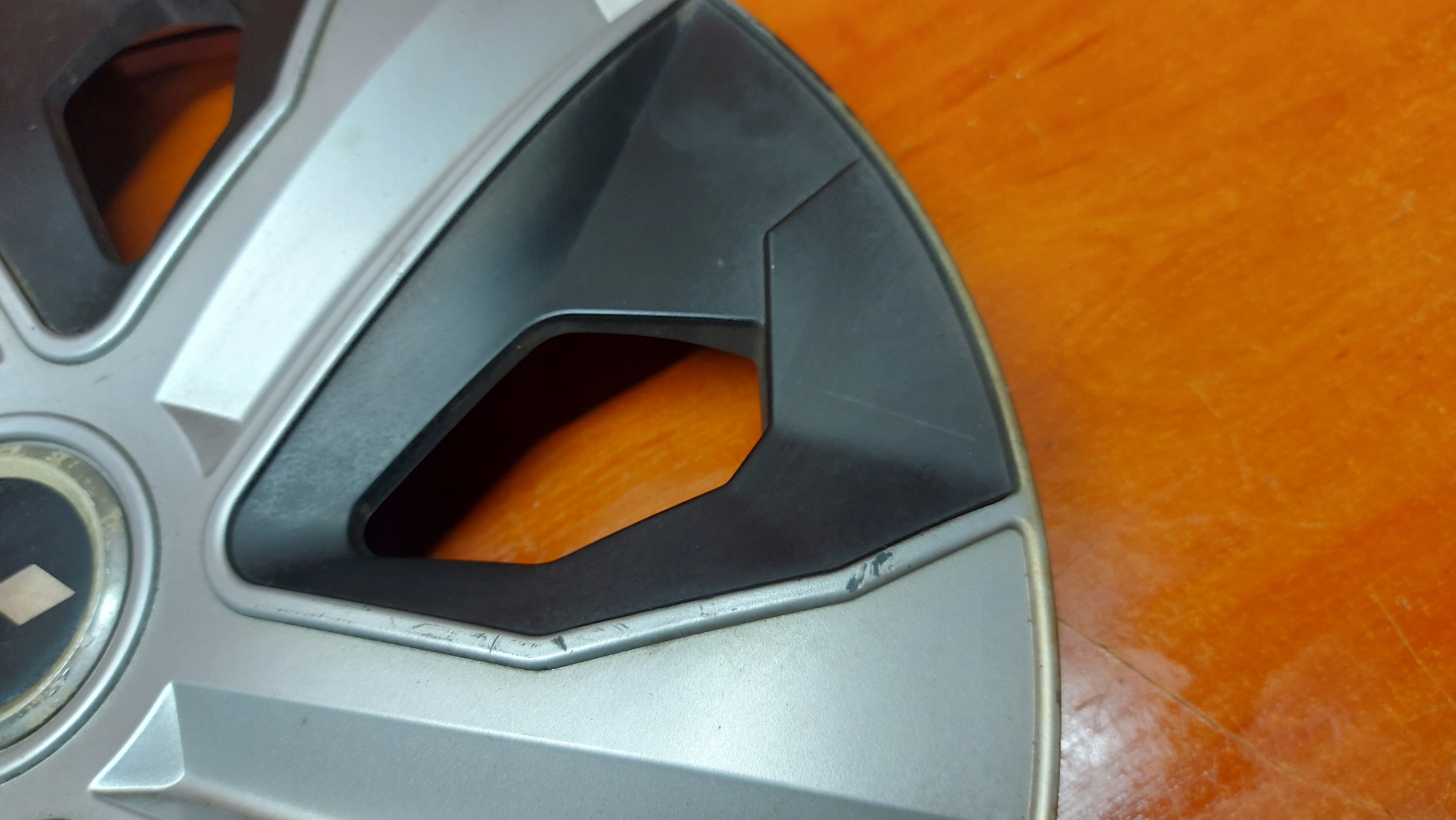 copri - 16" MITSUBISHI
