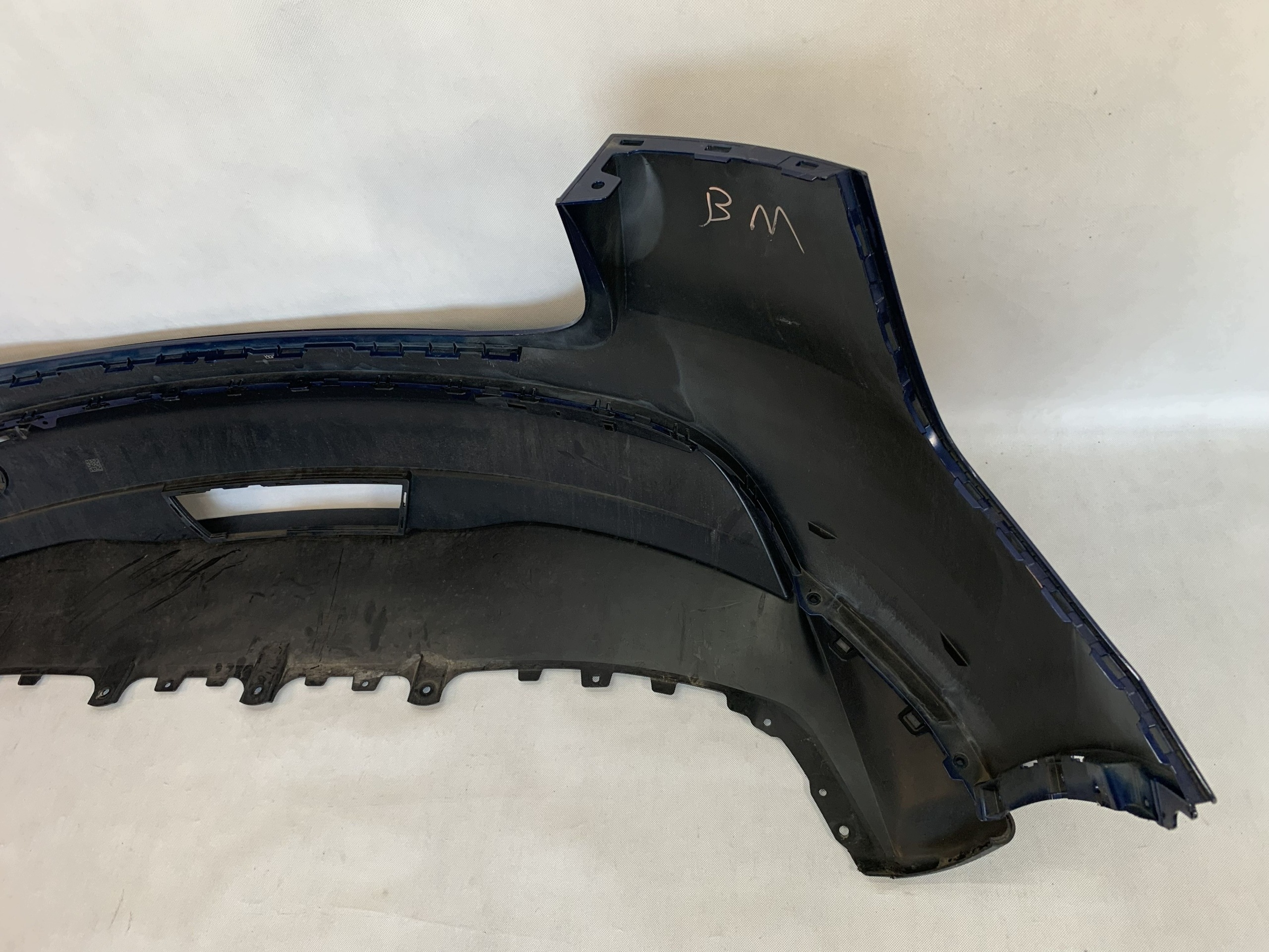 bumper rear Tesla Model Y 19r 1494005-00-C 05.26