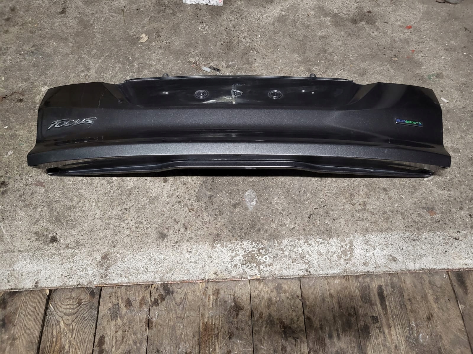 BM51N425A30-A - FORD FOCUS MK3 BLEND ПЛАСТИК ЗАДНІХ ДВЕРЕЙ