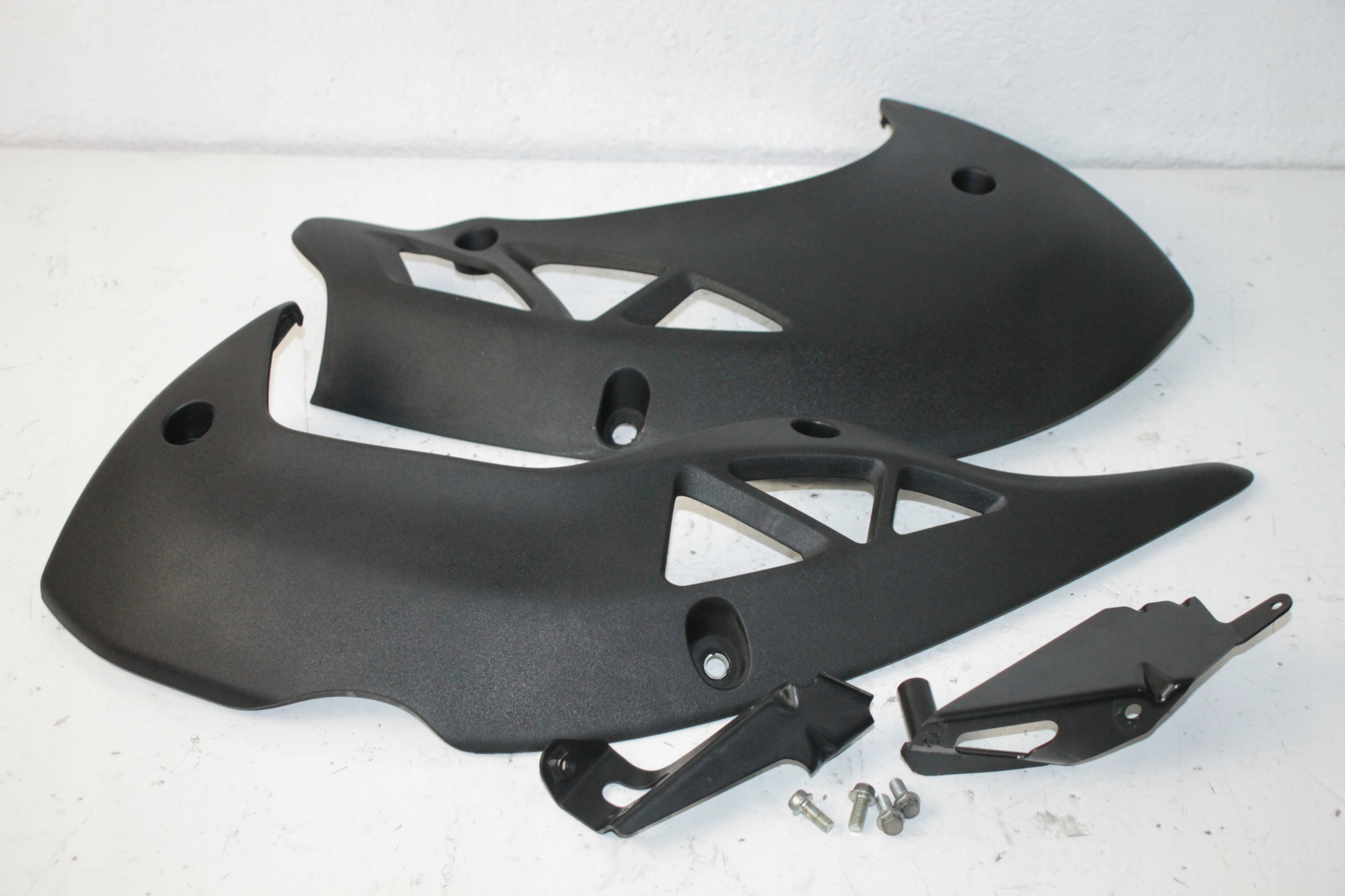 75 - KAWASAKI VERSYS 650 15-21 ОБТЕКАТЕЛЬ ПЛУГА